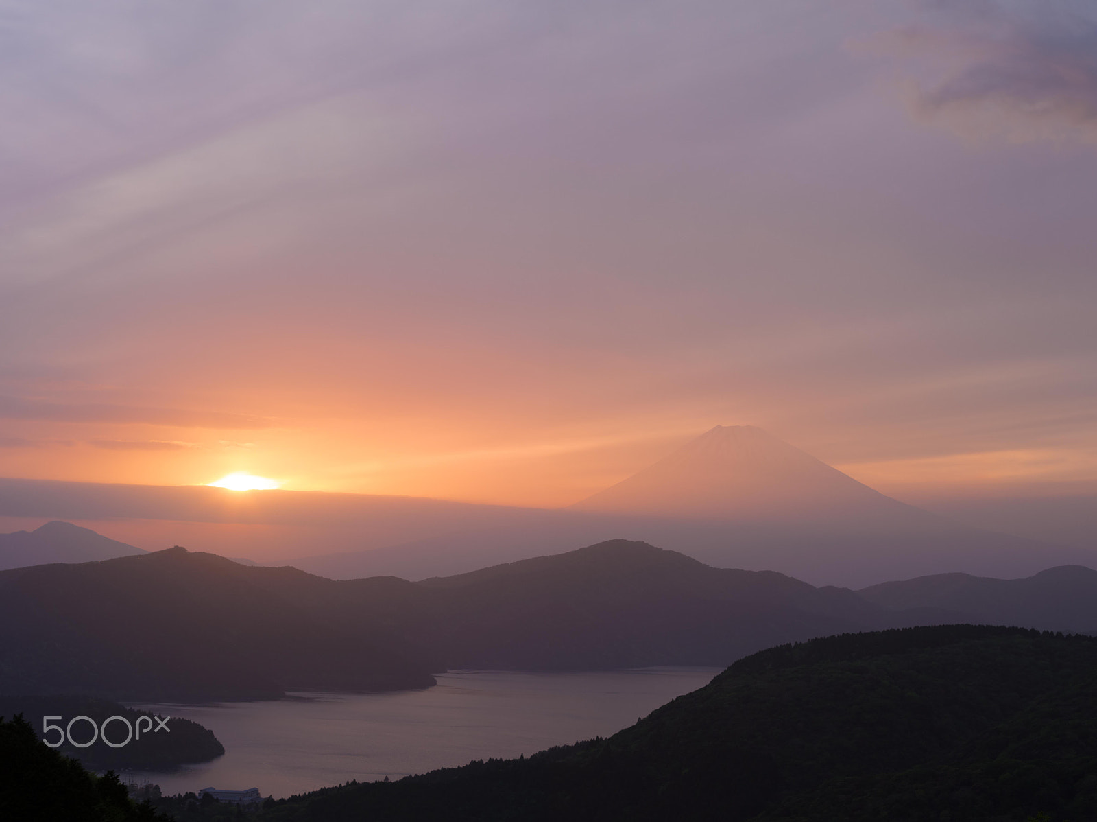 Pentax 645D + smc PENTAX-FA 645 75mm F2.8 sample photo. Mt.fuji & hakone lake ,sunset,japan photography