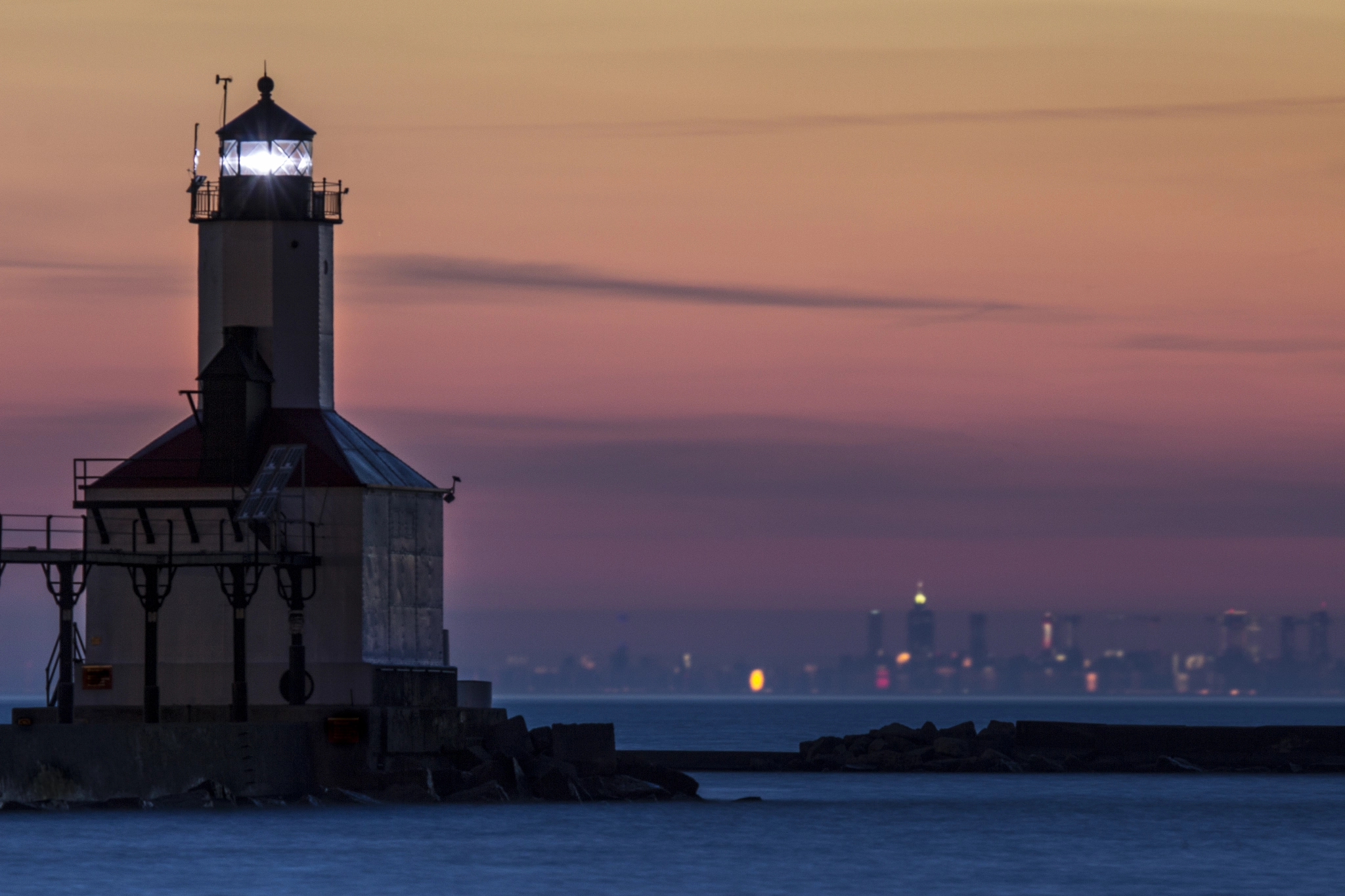 Tamron SP 150-600mm F5-6.3 Di VC USD sample photo. Chicago skyline photography