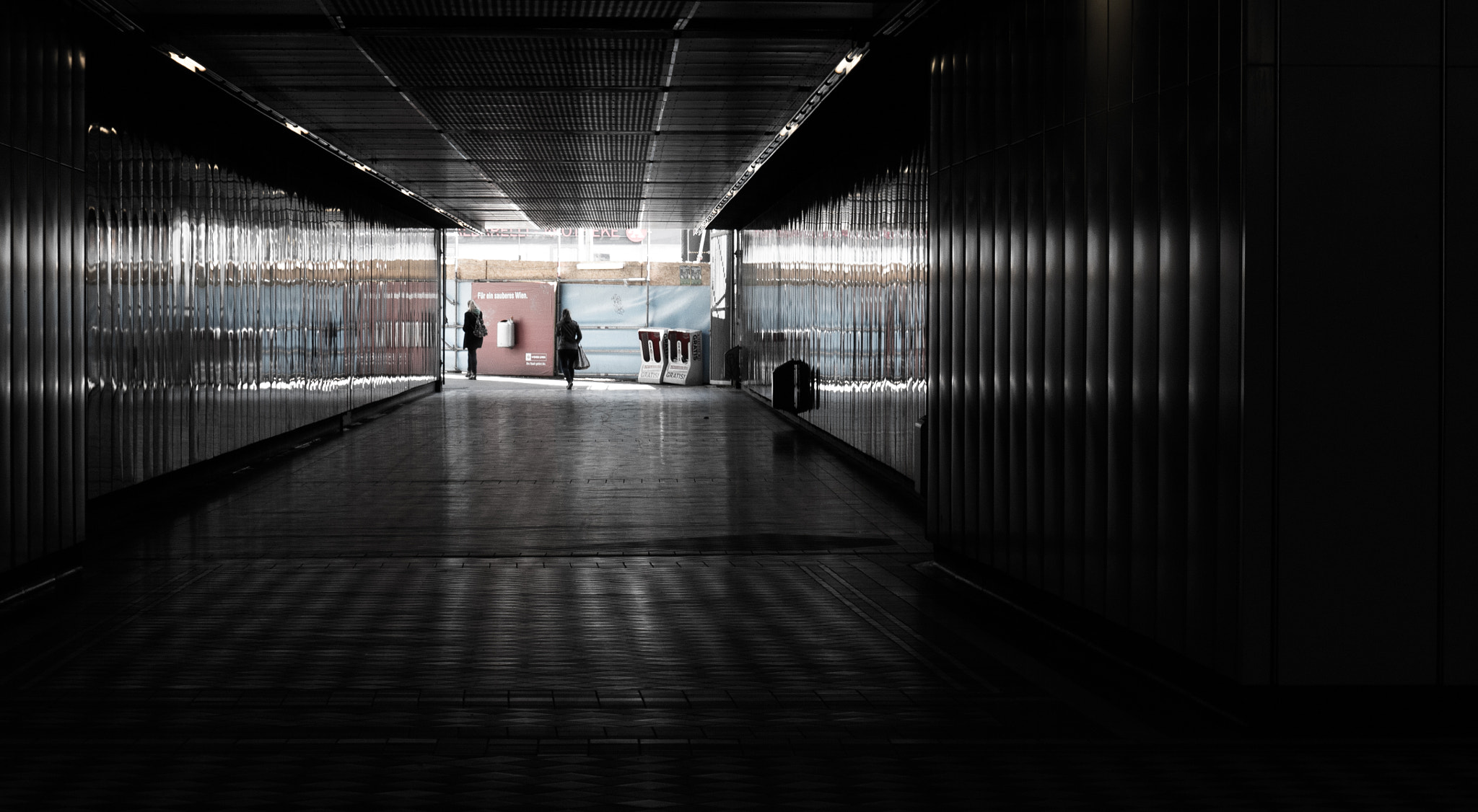Panasonic Lumix DMC-GF6 sample photo. Tunnellight photography