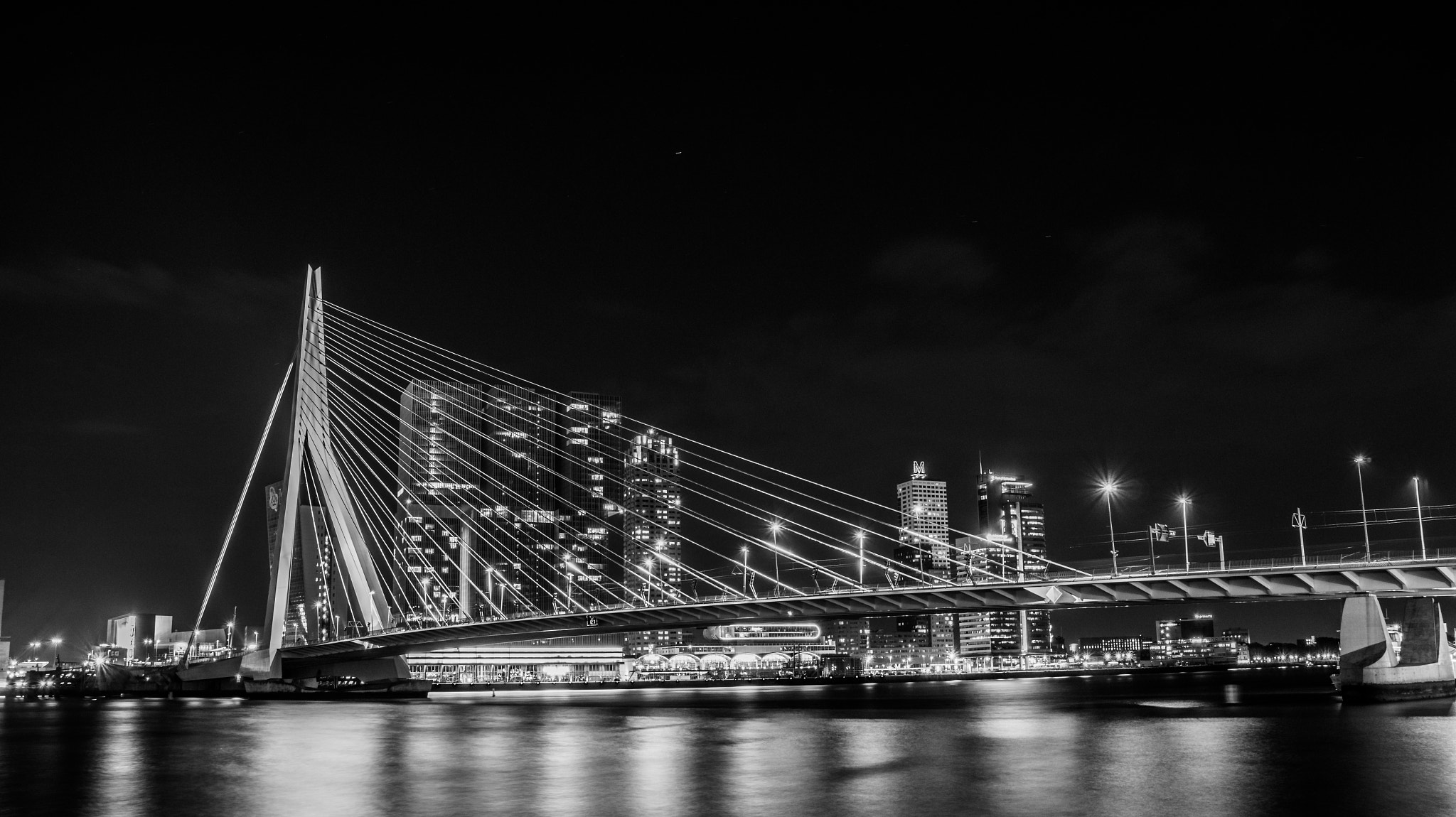 Tamron 18-270mm F3.5-6.3 Di II PZD sample photo. Erasmusbridge rotterdam in black and white photography