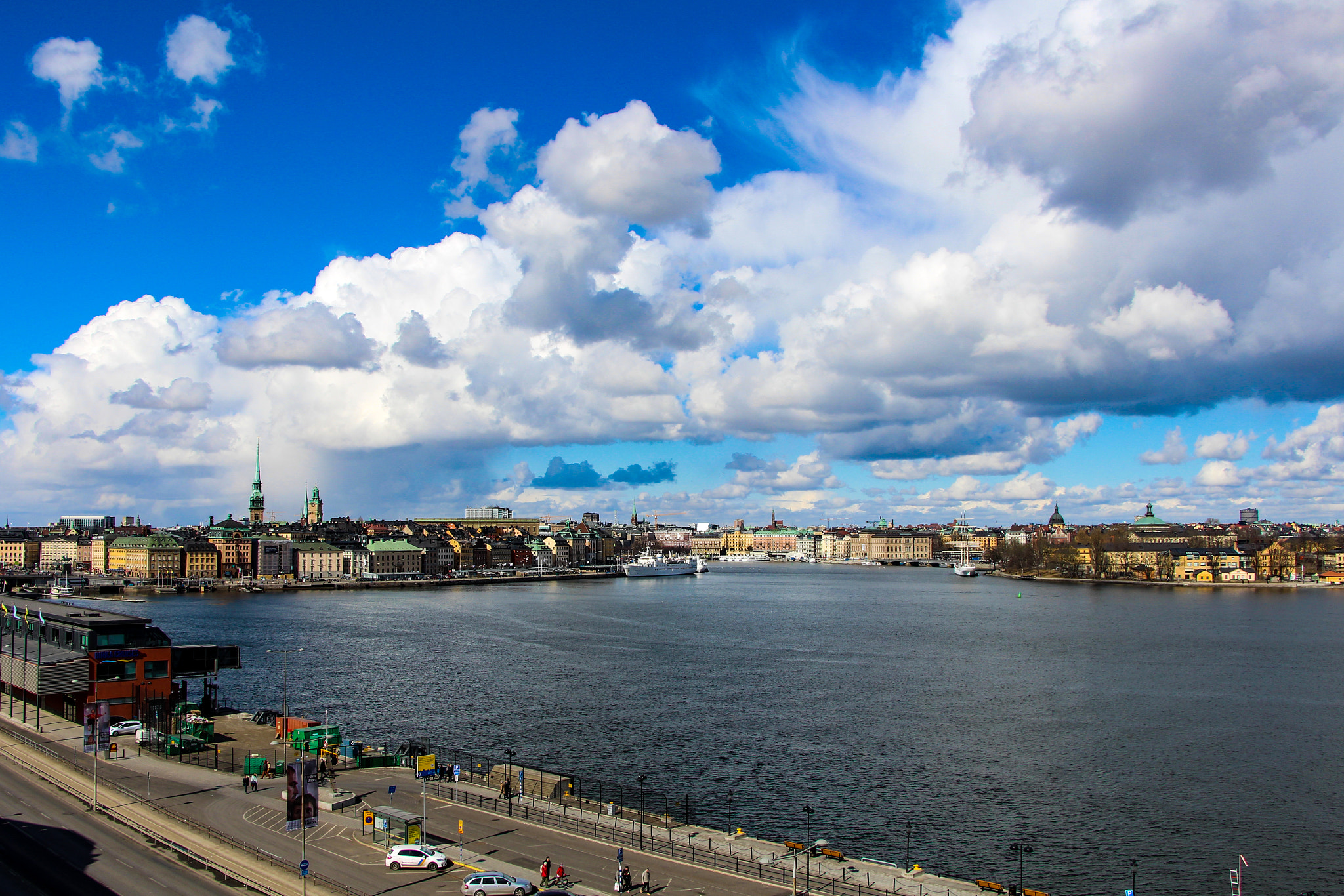 Canon EF-S 18-135mm F3.5-5.6 IS STM sample photo. Sunny stockholm photography