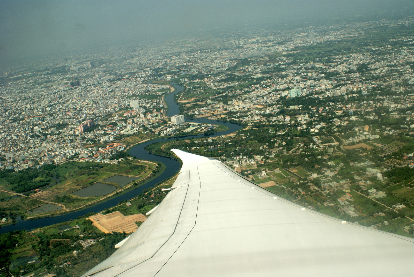 Minolta AF 28-100mm F3.5-5.6 (D) sample photo. Sky view of saigon photography