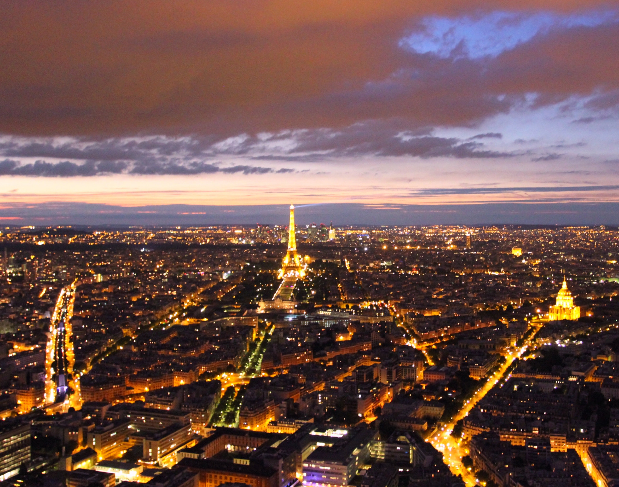 Canon EOS 7D + Canon EF 17-40mm F4L USM sample photo. Paris france night photography