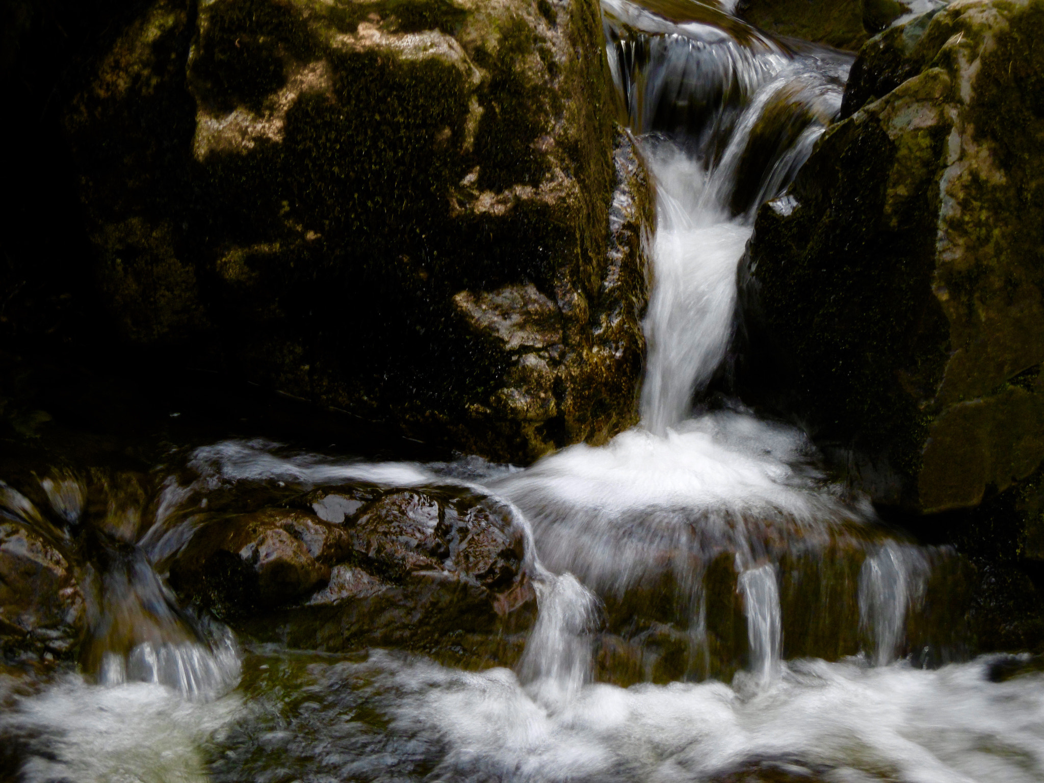 Panasonic DMC-SZ8 sample photo. Lake district falls photography