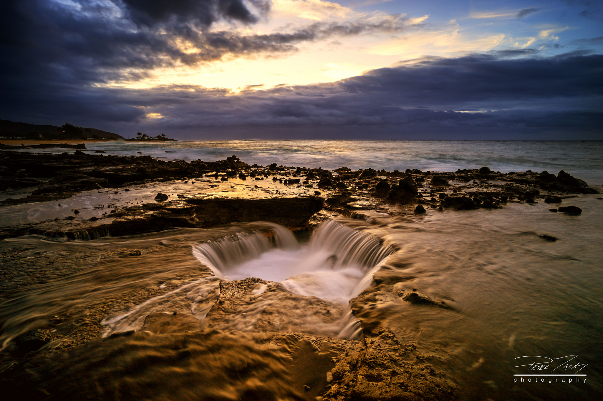 ZEISS Batis 18mm F2.8 sample photo. Blowhole falls photography