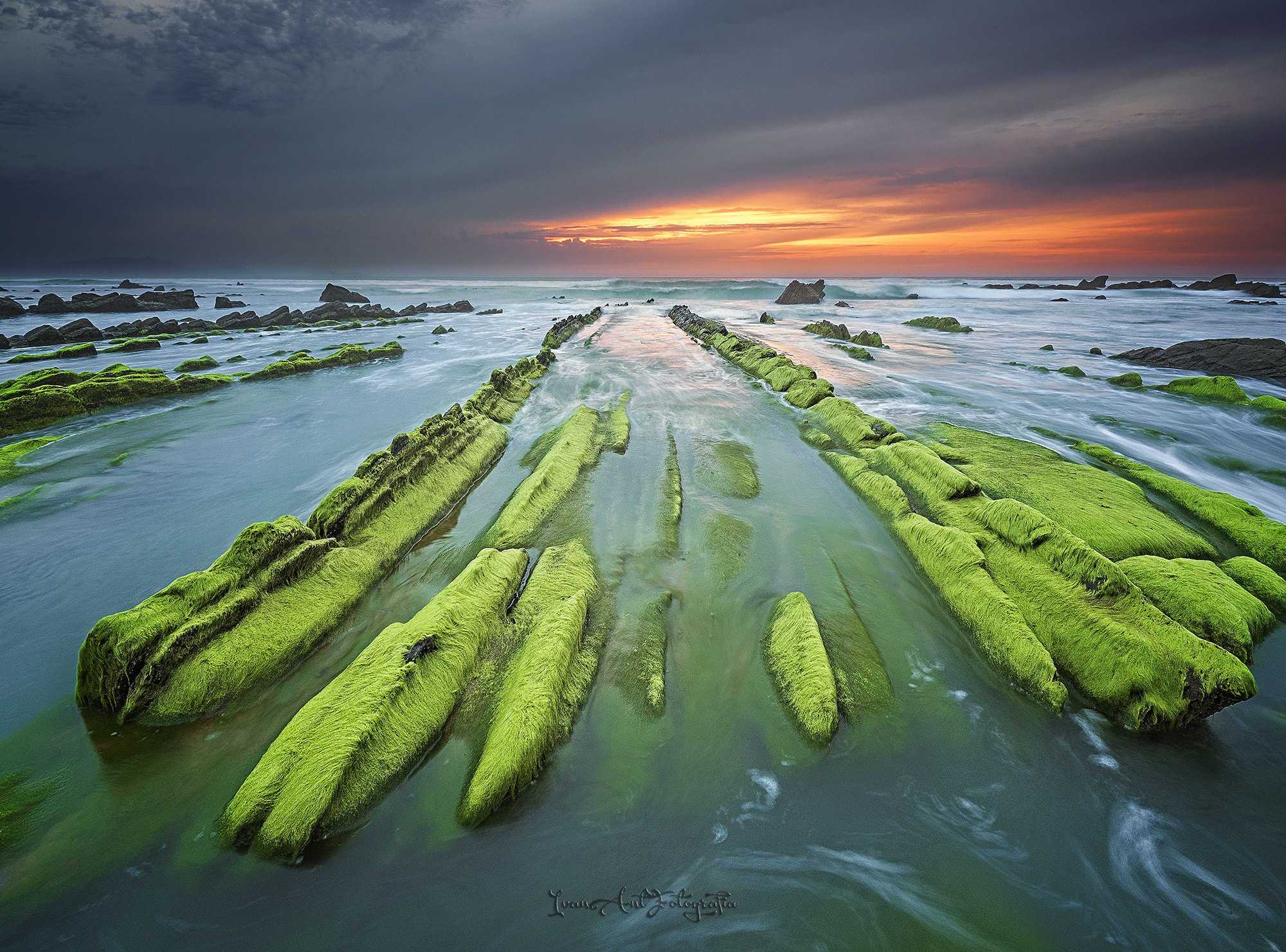 Olympus OM-D E-M5 II + OLYMPUS  7-14mm Lens sample photo. The spring i go to the sea photography