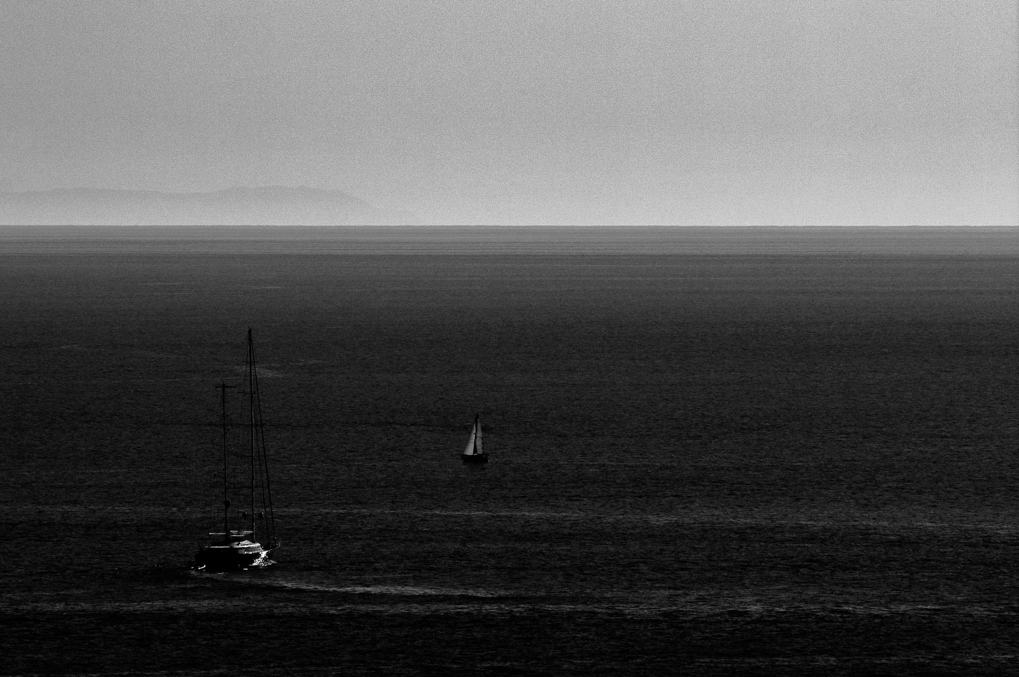 Pentax K-7 sample photo. Bw sailing photography