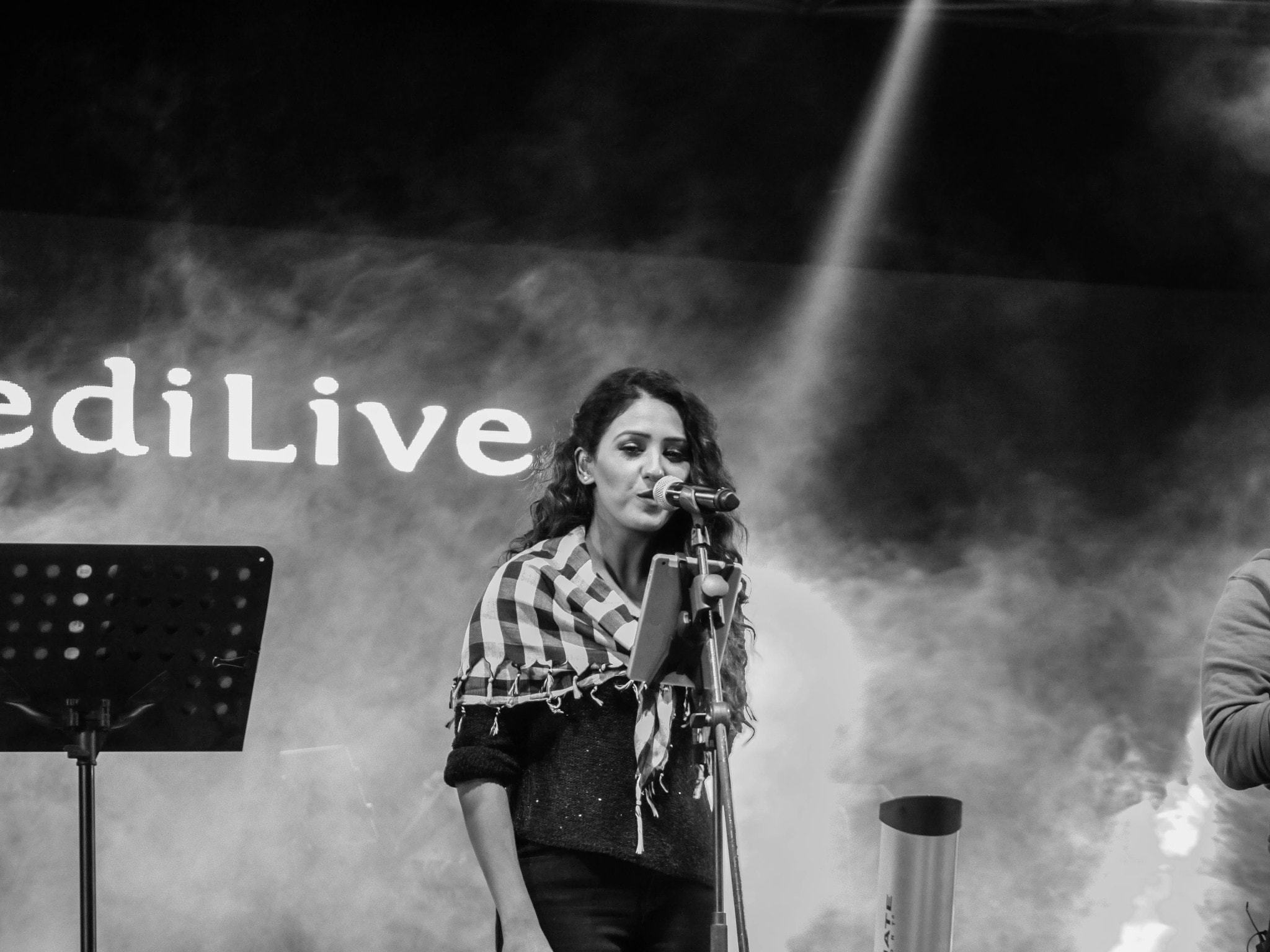 Panasonic Lumix DMC-G5 sample photo. Neeti mohan photography