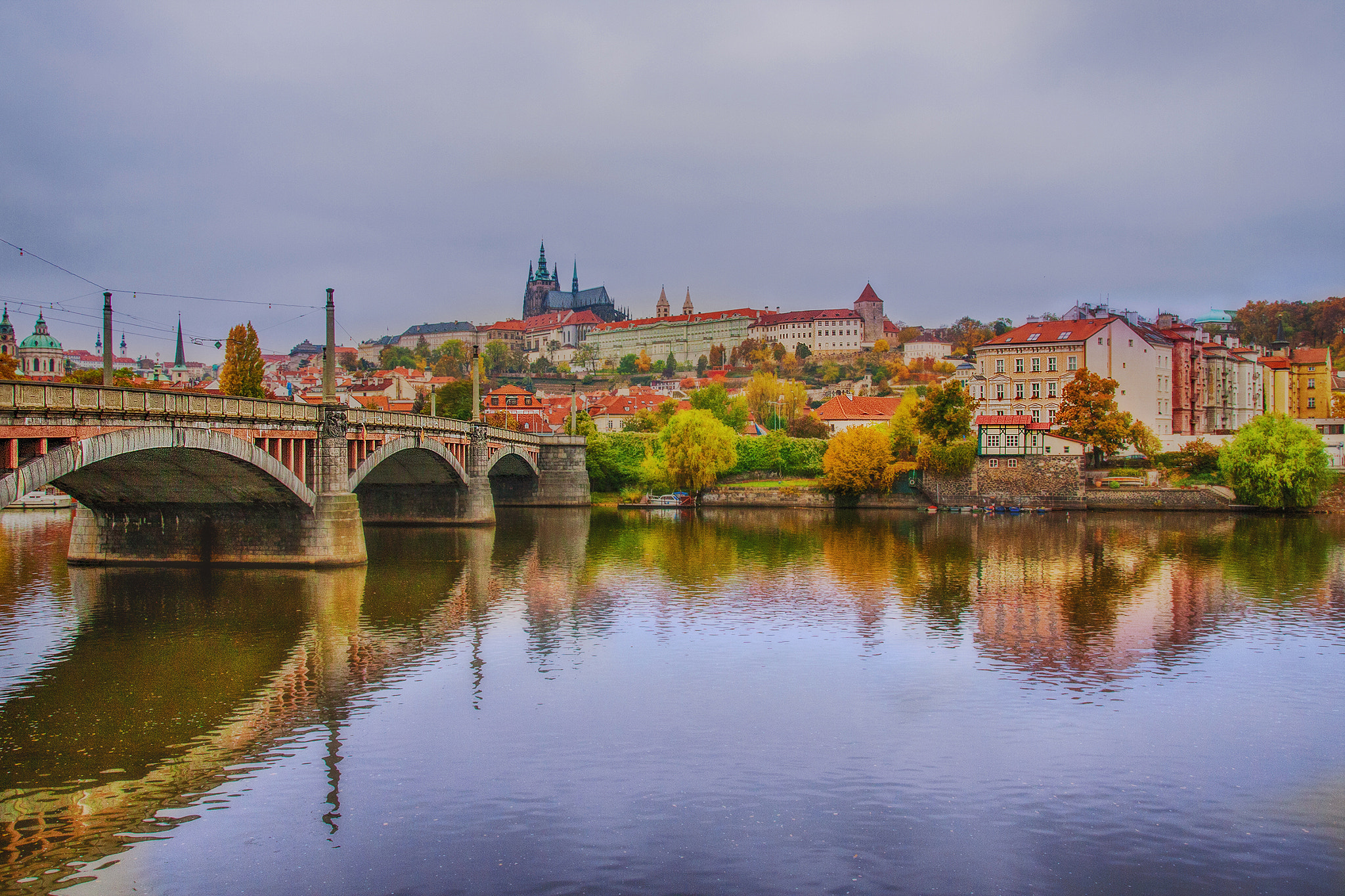 Sigma 18-250mm F3.5-6.3 DC OS HSM sample photo. Prague iii photography