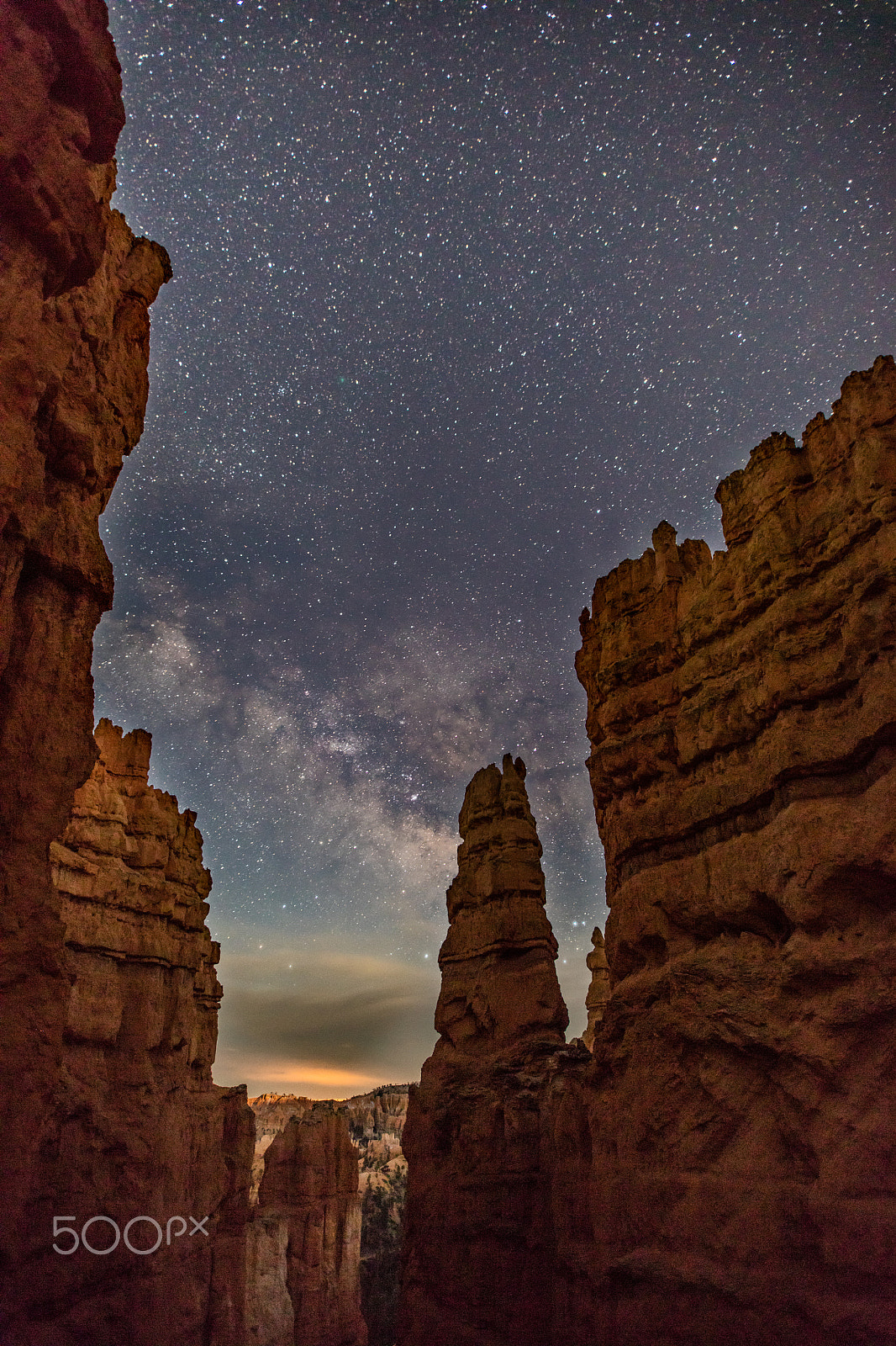 Sigma 20mm F1.4 DG HSM Art sample photo. Bryce canyon milky way galaxy photography