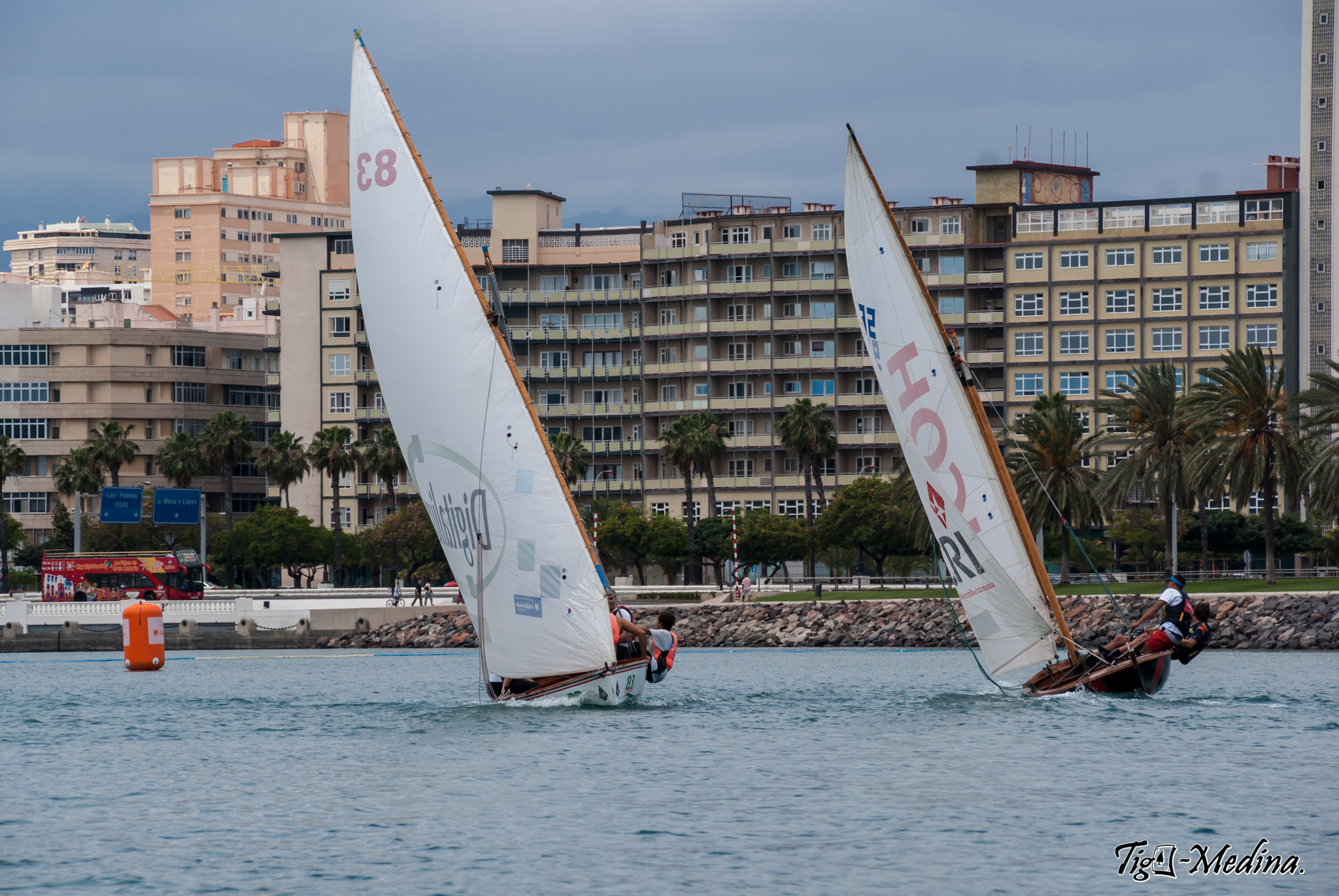 Sony Alpha DSLR-A230 + Sigma 18-200mm F3.5-6.3 DC sample photo. Barquillo vela latina 3 (gran canaria) photography