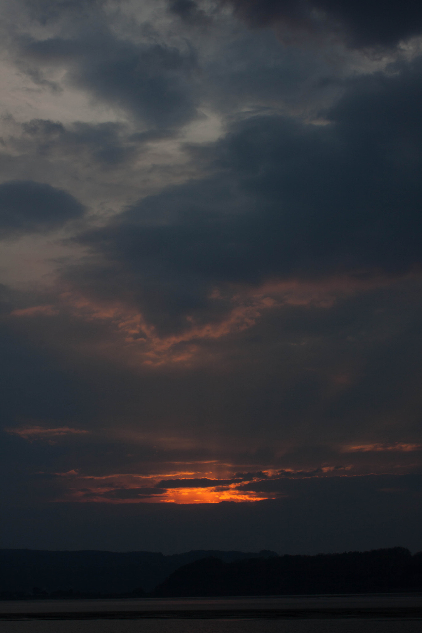 Canon EF 28-105mm f/3.5-4.5 USM sample photo. Arnside sunset photography