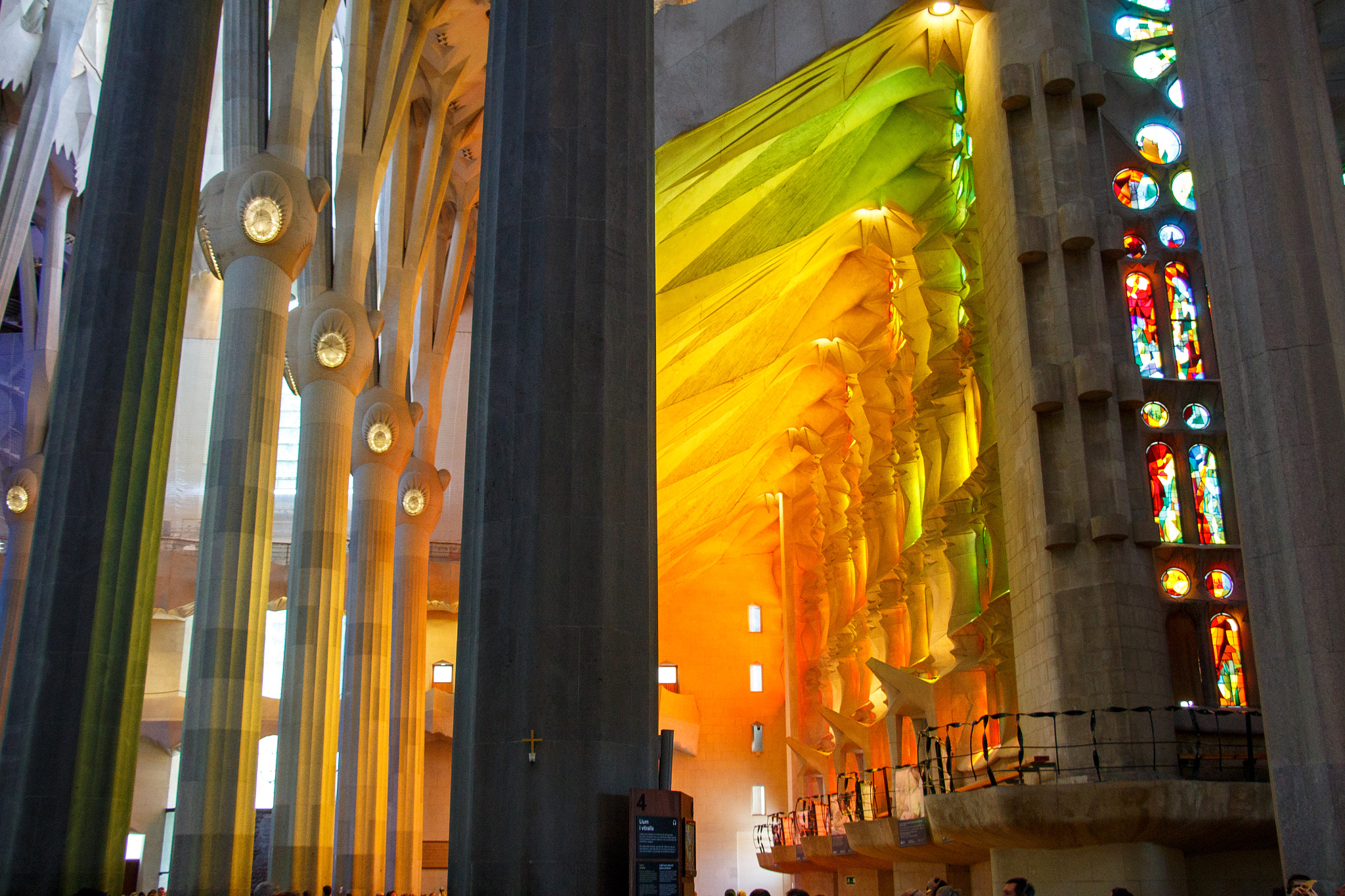 Canon EF-S 18-135mm F3.5-5.6 IS STM sample photo. Basilica sagrada familia photography