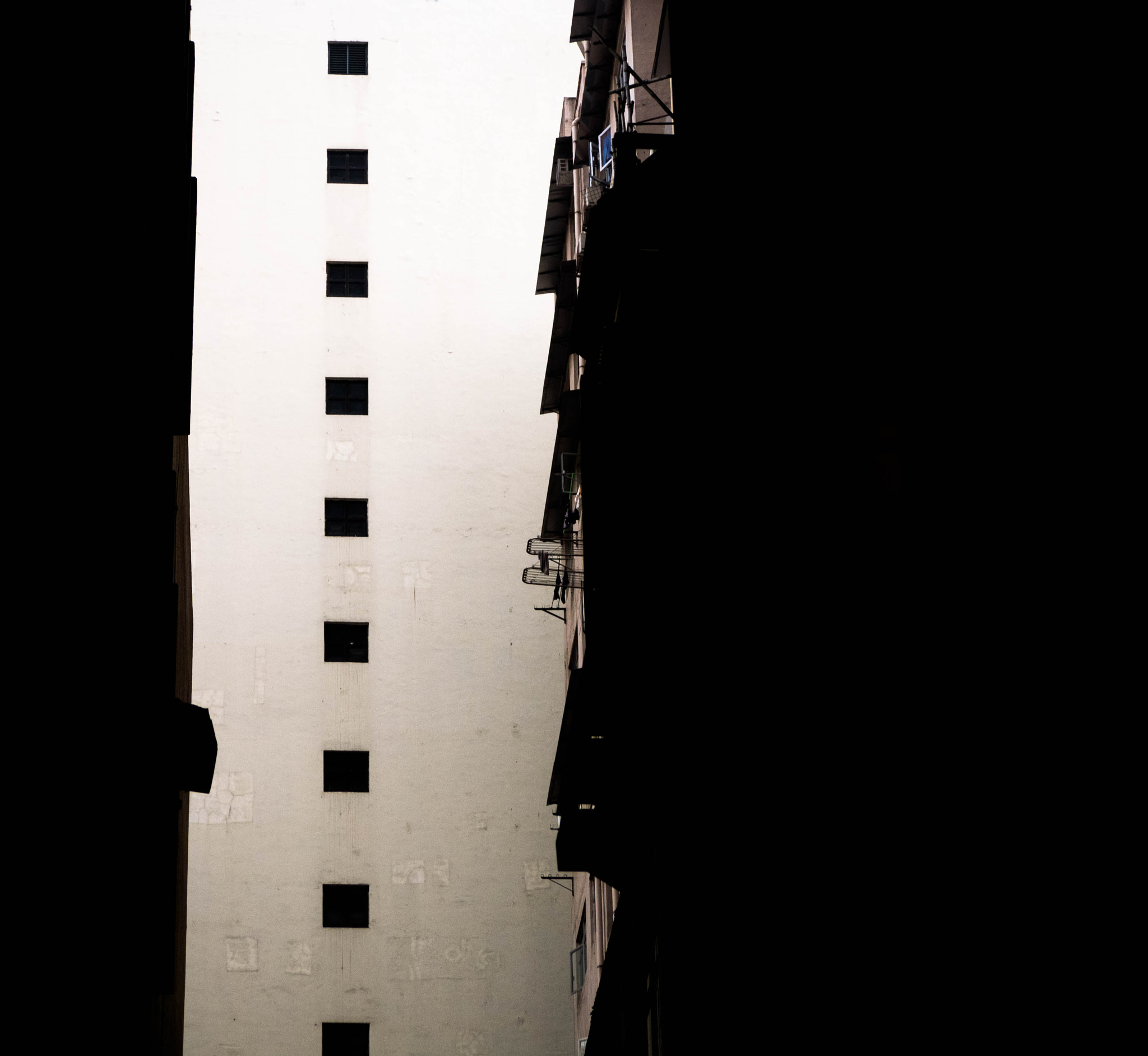 Panasonic Lumix G Vario 45-200mm F4-5.6 OIS sample photo. White wall photography