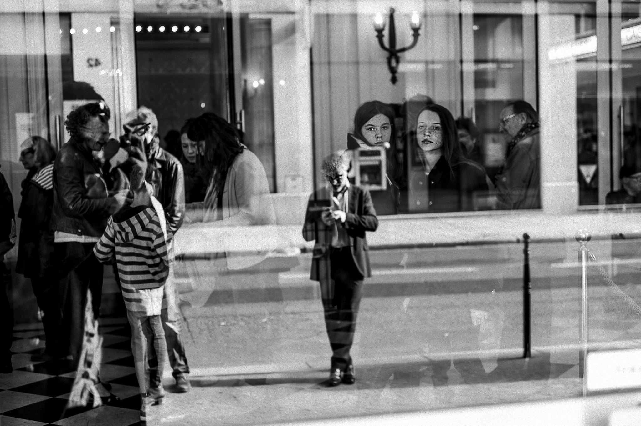 Leica M9 + Leica Summarit-M 50mm F2.5 sample photo. Multiportraits.jpg photography