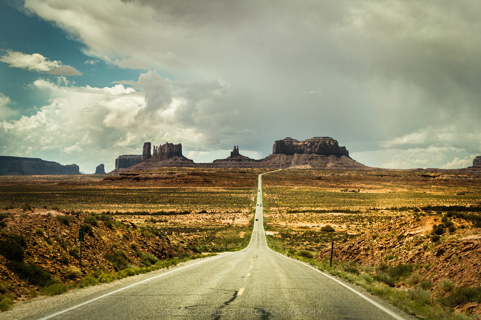 Sigma 18-50mm F2.8-4.5 DC OS HSM sample photo. Monument valley photography