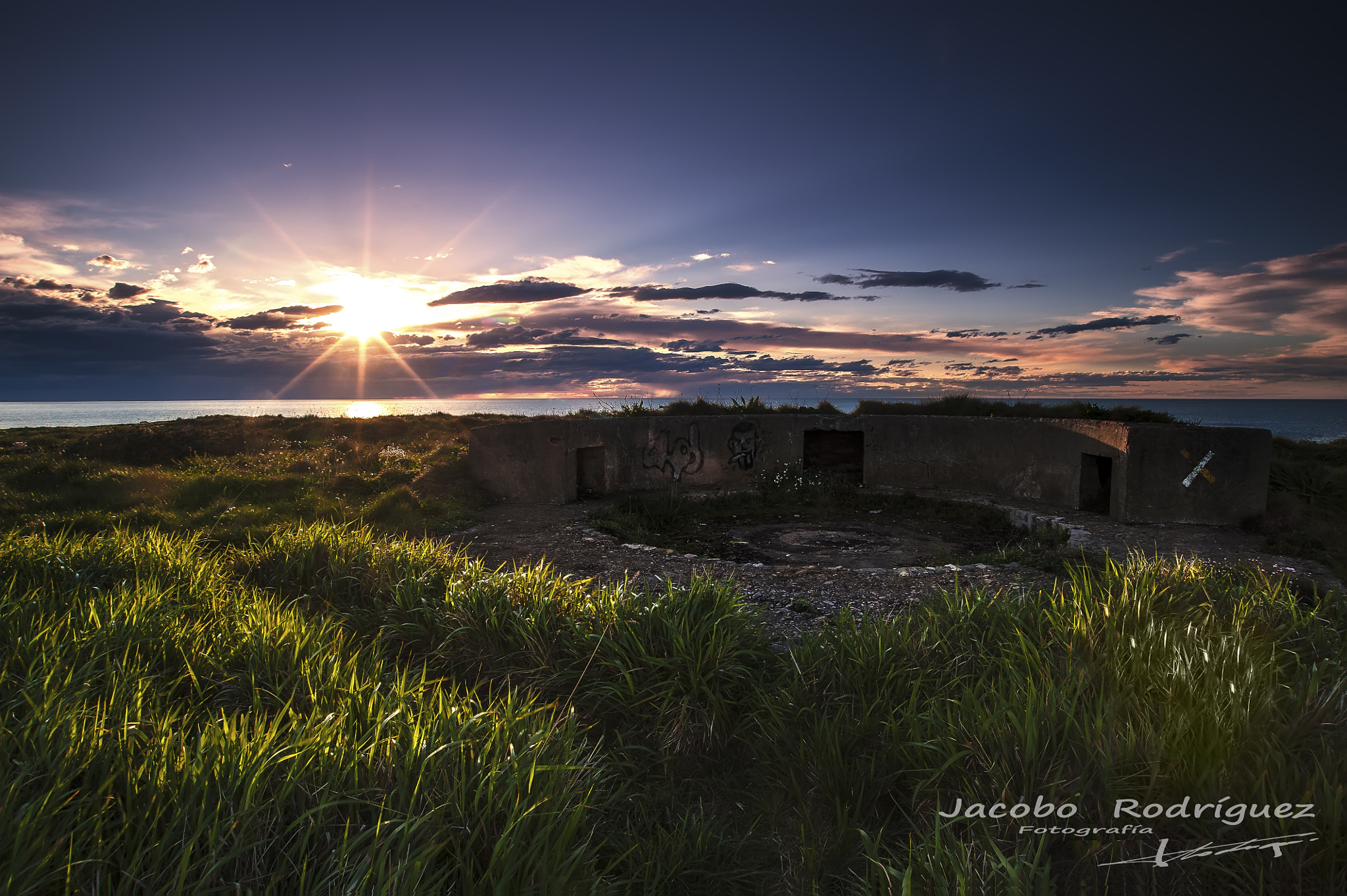 Nikon D700 + Sigma 17-35mm F2.8-4 EX Aspherical sample photo. 1937...spanish civil war. photography