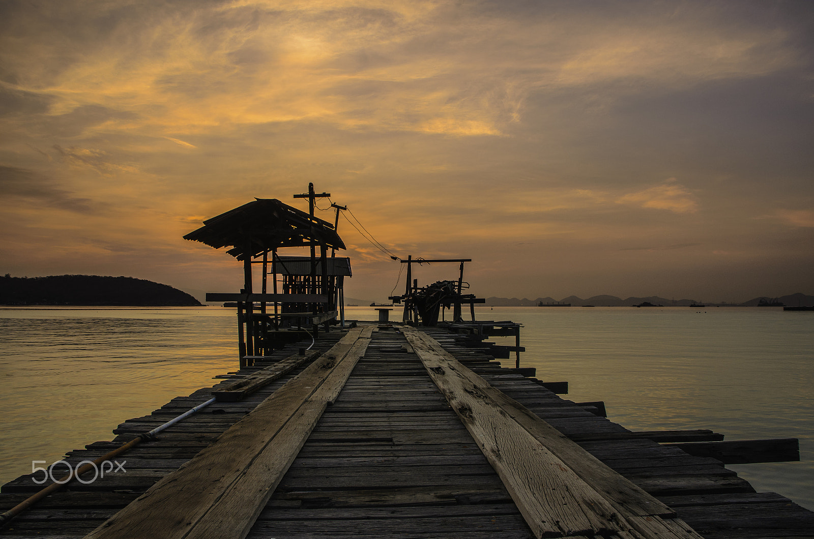 Sigma 17-70mm F2.8-4 DC Macro OS HSM | C sample photo. Wood bridge photography