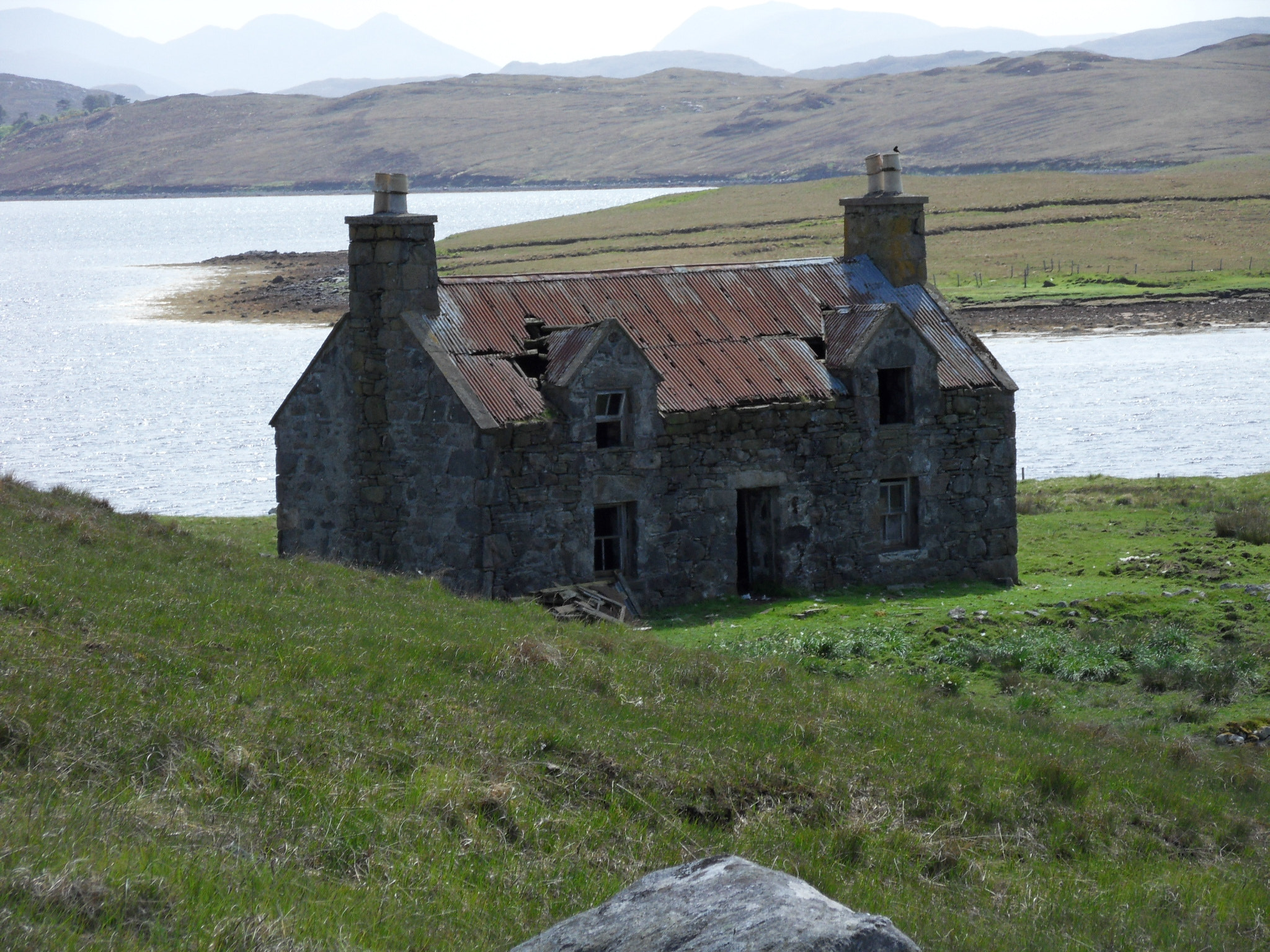Samsung WB500, WB510 / VLUU WB500 /  HZ10W sample photo. Derelict cottage at callanish. this was taken near the site of one of the standing stones but not... photography