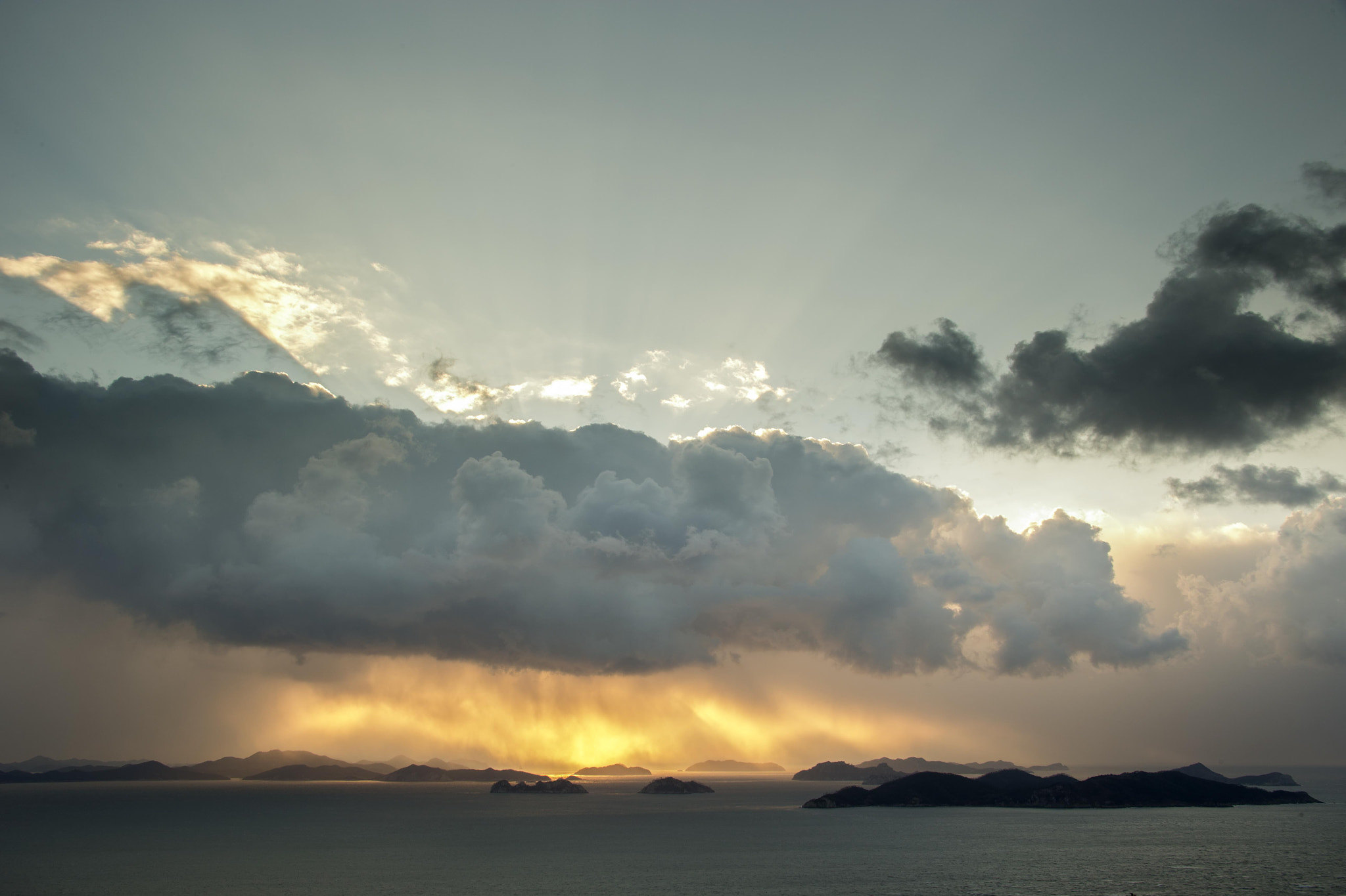 Canon EF 28-300mm F3.5-5.6L IS USM sample photo. Island storm photography