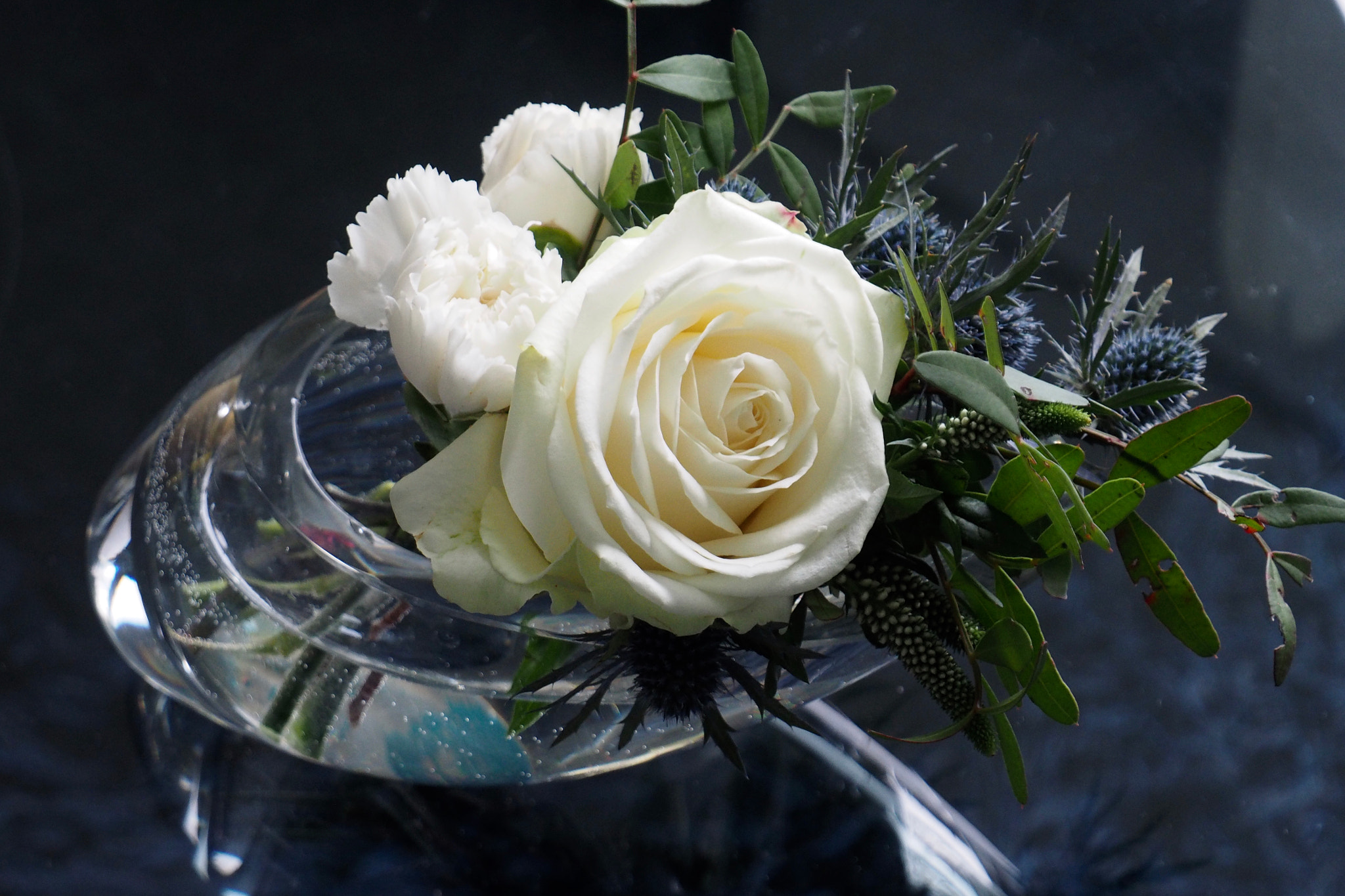 Olympus OM-D E-M1 sample photo. Simple bouquet photography