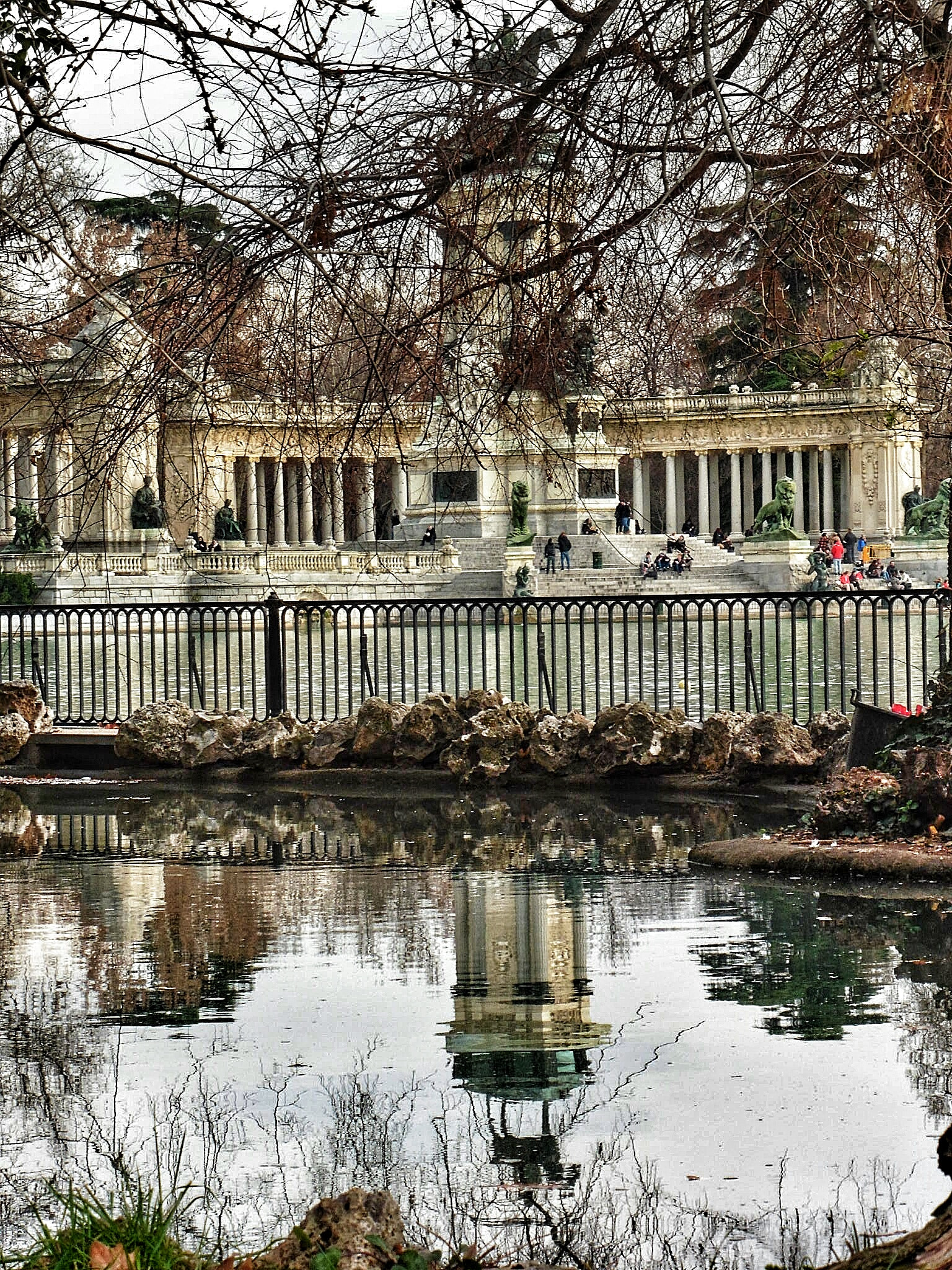 Panasonic DMC-TZ55 sample photo. Parque del retiro. madrid. monumento alfonso xii photography