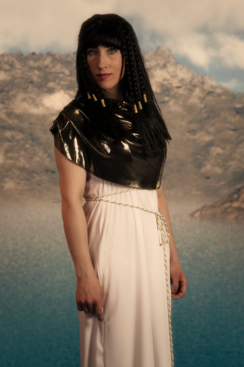 Canon EF-S 18-135mm F3.5-5.6 IS STM sample photo. Ancient goddess photography