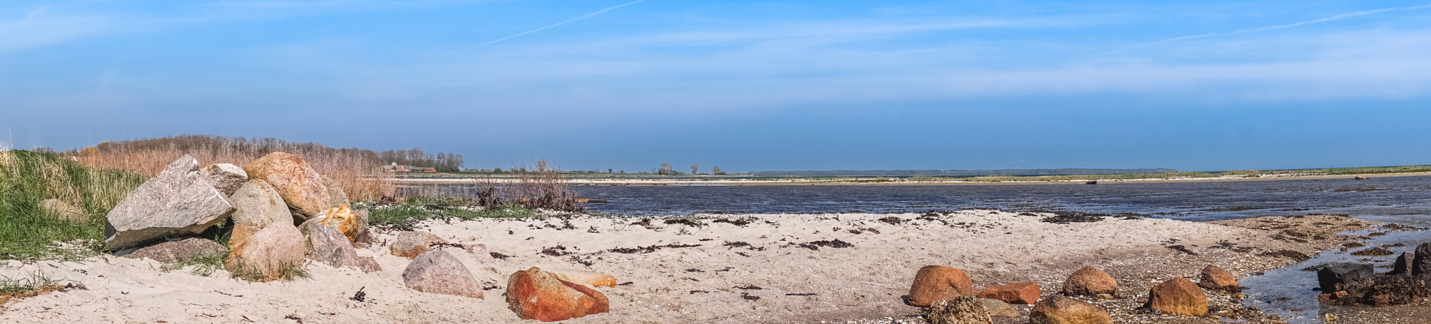 Sony a7R + Minolta AF 50mm F1.4 [New] sample photo. Beach panorama landscape with rocks photography