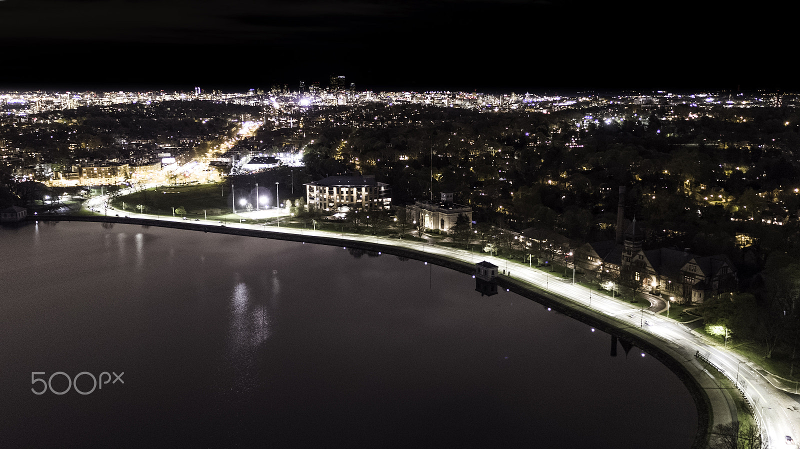 DJI FC550RAW + DJI MFT 15mm F1.7 ASPH sample photo. Boston skyline and waterwarks over chestnut hill reservoir photography