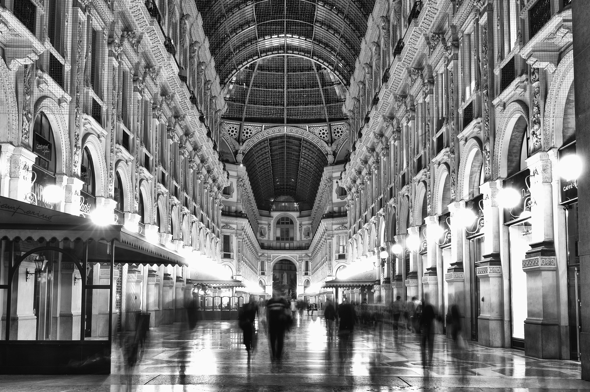 Leica Summarit-M 35mm F2.5 sample photo. Milano galleria 2016 photography