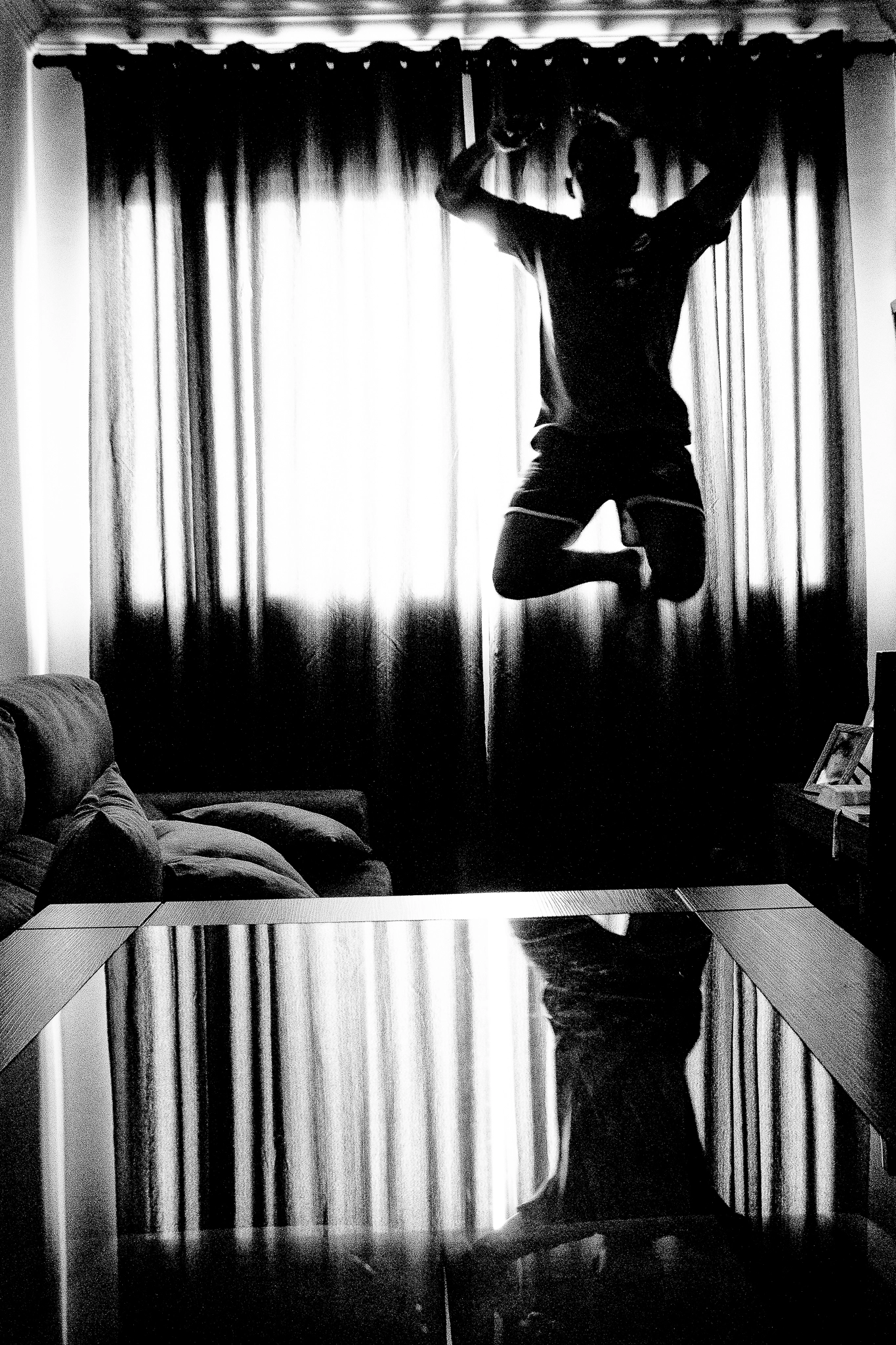 Tamron SP AF 17-50mm F2.8 XR Di II LD Aspherical (IF) sample photo. Self portrait photography photography