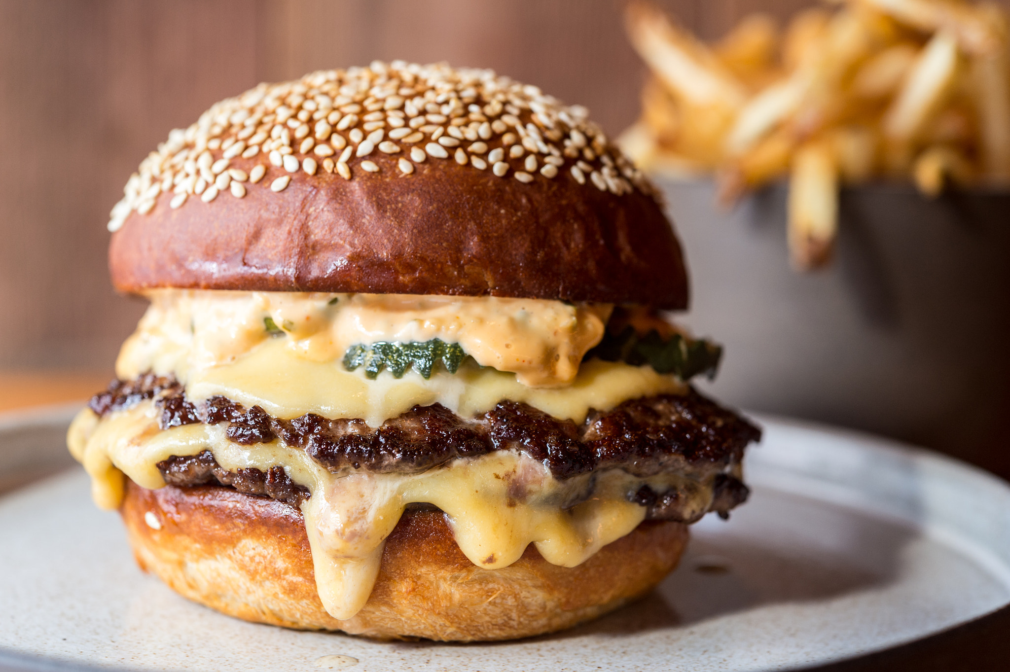 Nikon AF-S Micro-Nikkor 60mm F2.8G ED sample photo. Salvation burger review photography