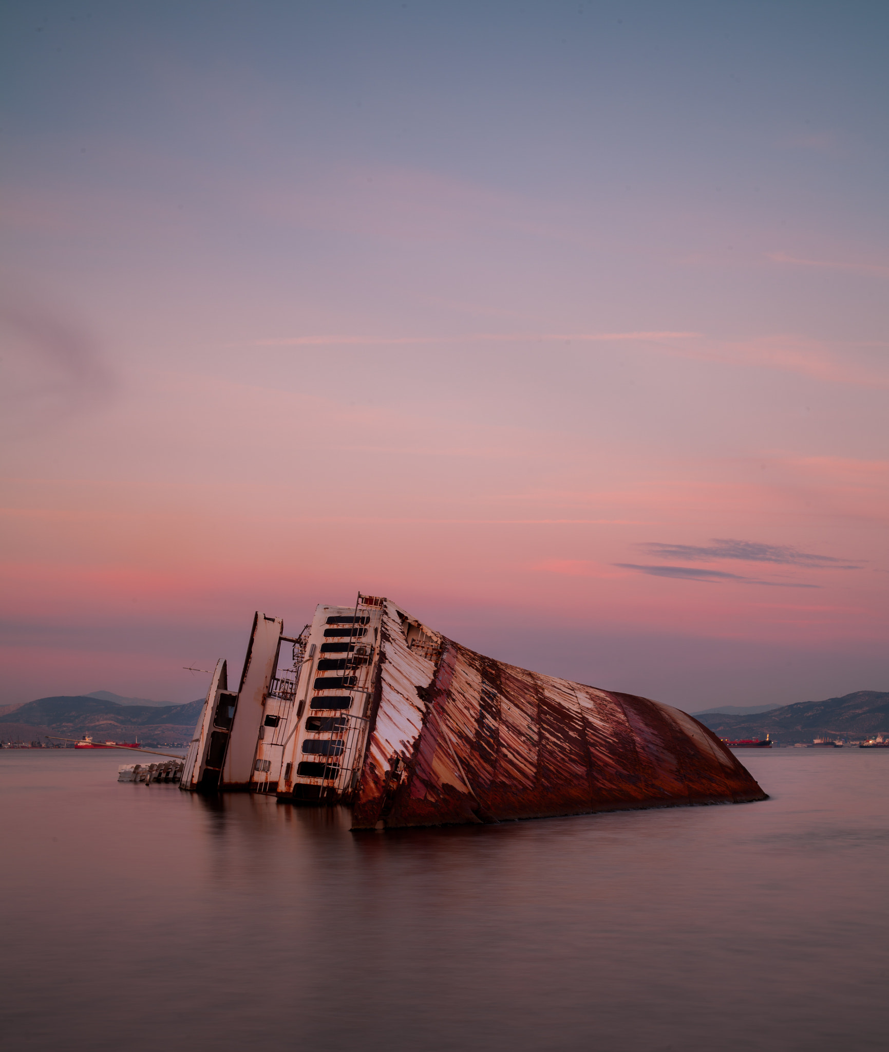 Canon EF 24-85mm F3.5-4.5 USM sample photo. Ghost ship photography