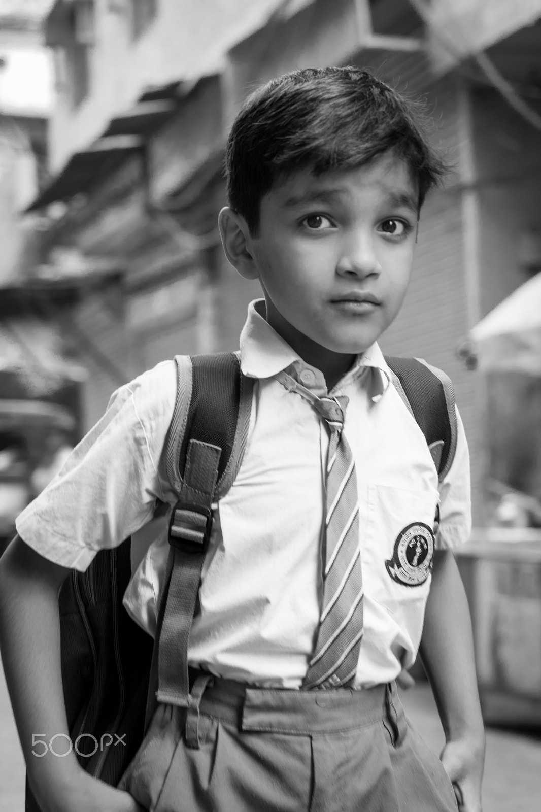Canon EOS 760D (EOS Rebel T6s / EOS 8000D) + Tamron SP AF 17-50mm F2.8 XR Di II LD Aspherical (IF) sample photo. School going boy photography