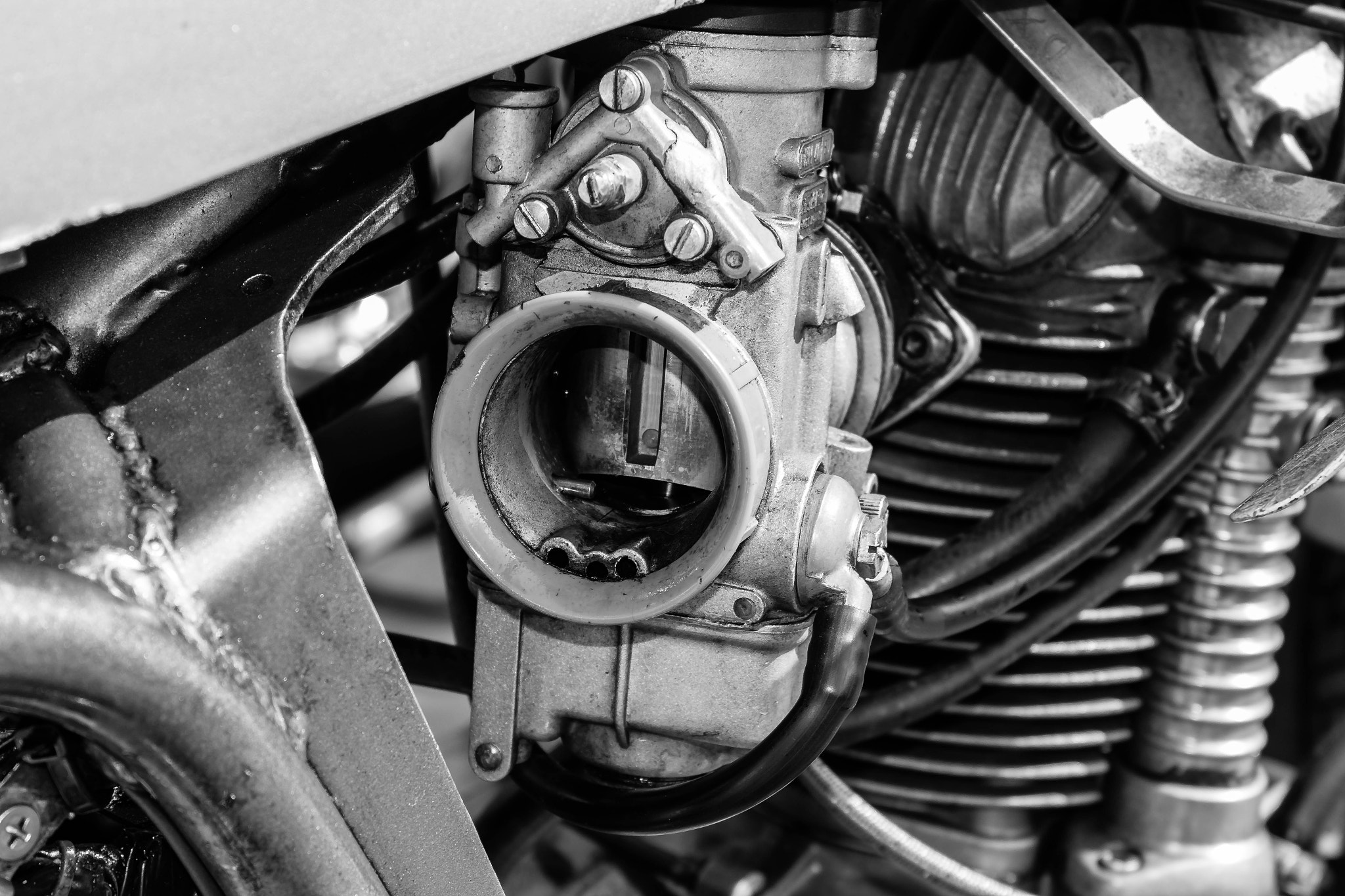 Samsung NX 20-50mm F3.5-5.6 ED sample photo. Carburetor photography