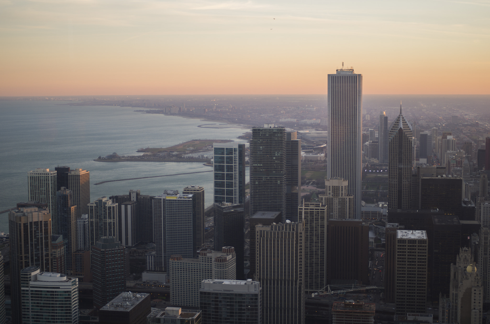 Pentax smc DA 40mm F2.8 XS Lens sample photo. Chicago skyline photography
