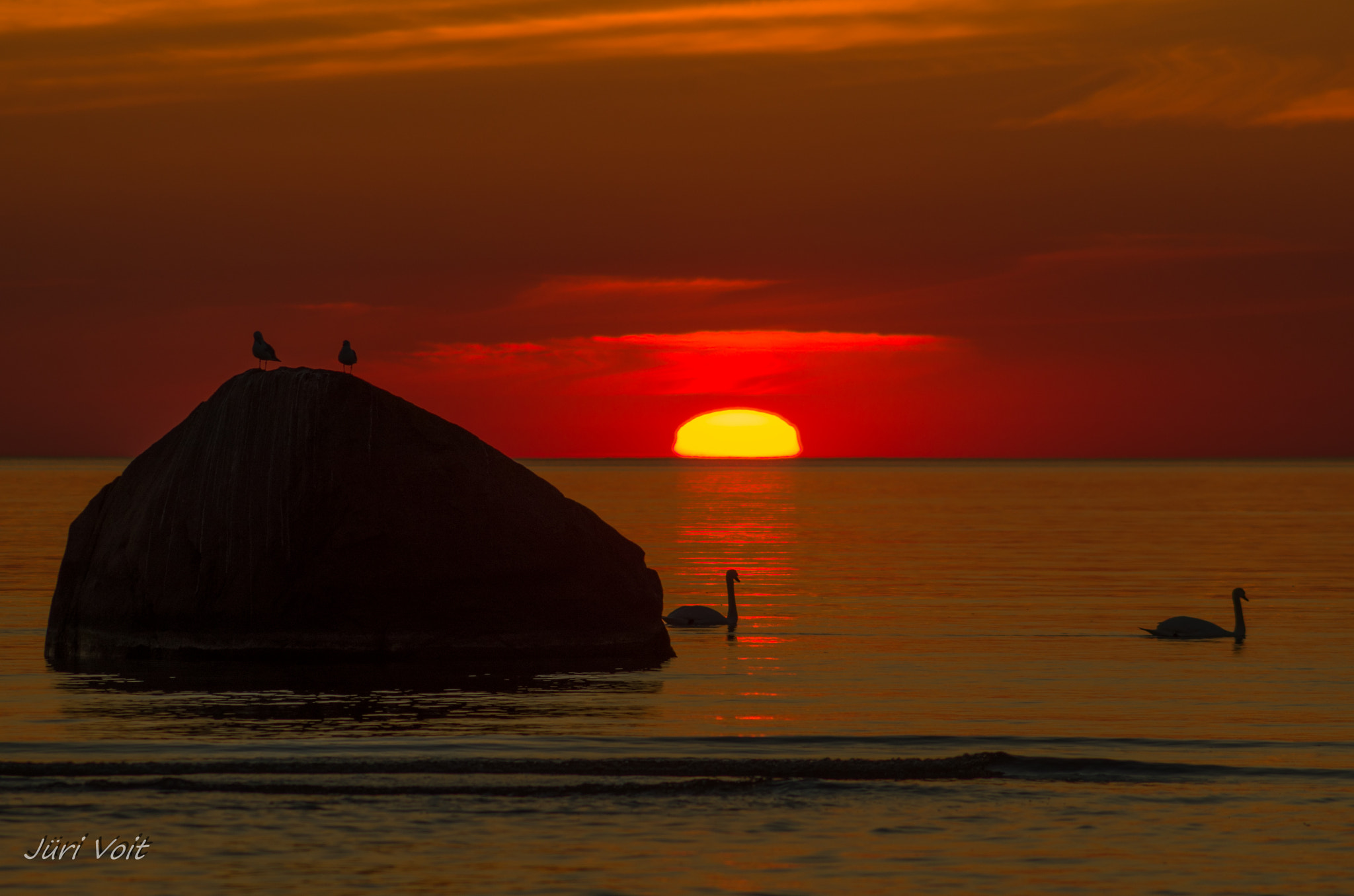 Pentax K-50 + Tamron AF 70-300mm F4-5.6 Di LD Macro sample photo. Sunset photography