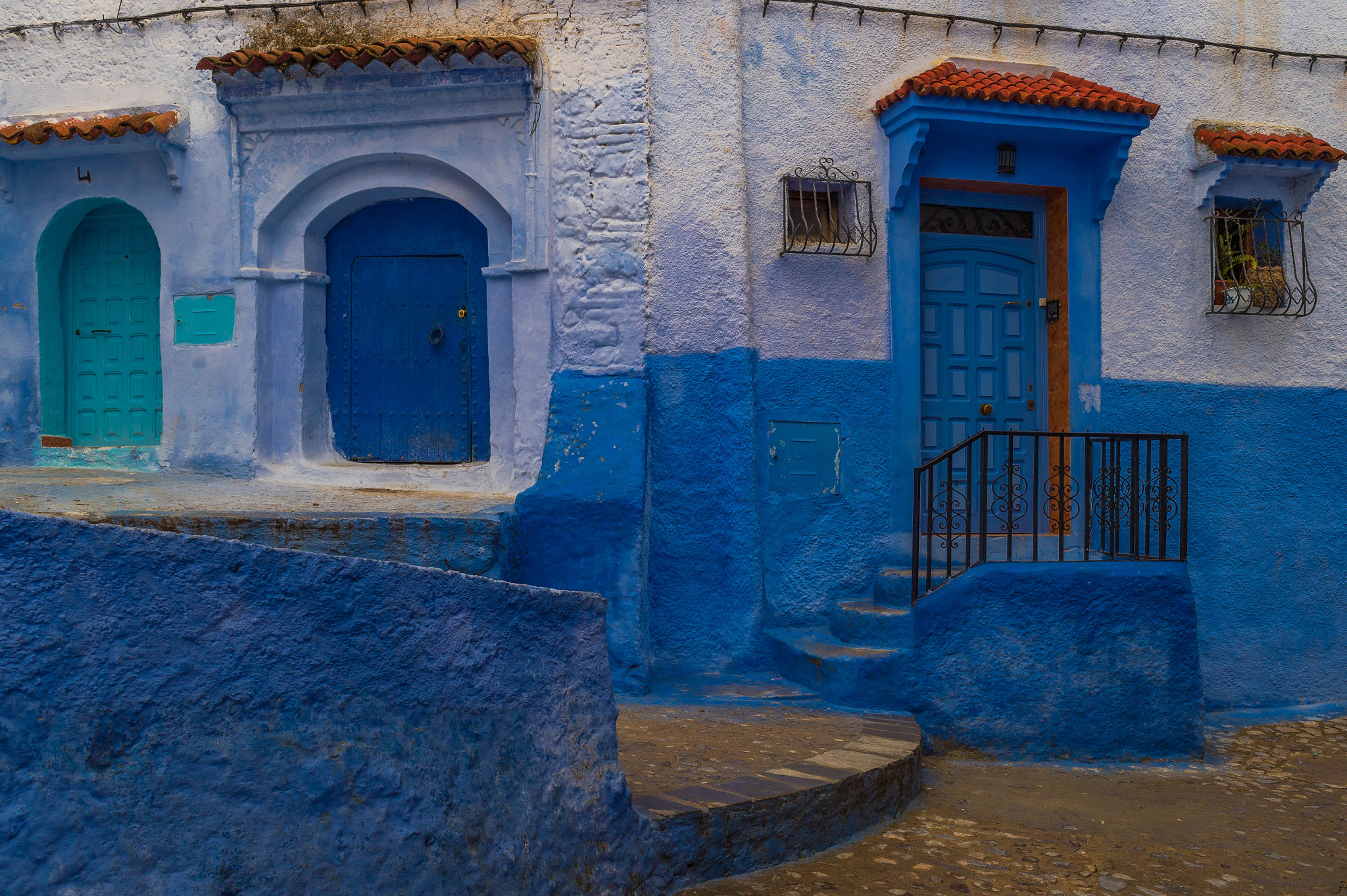 Nikon D4S + AF-S Nikkor 35mm f/1.8G sample photo. Chefchaouen photography