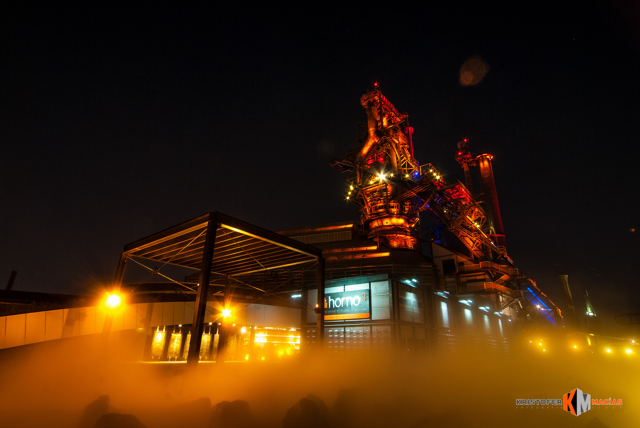 Sigma 12-24mm F4.5-5.6 EX DG Aspherical HSM sample photo. El horno 3 photography