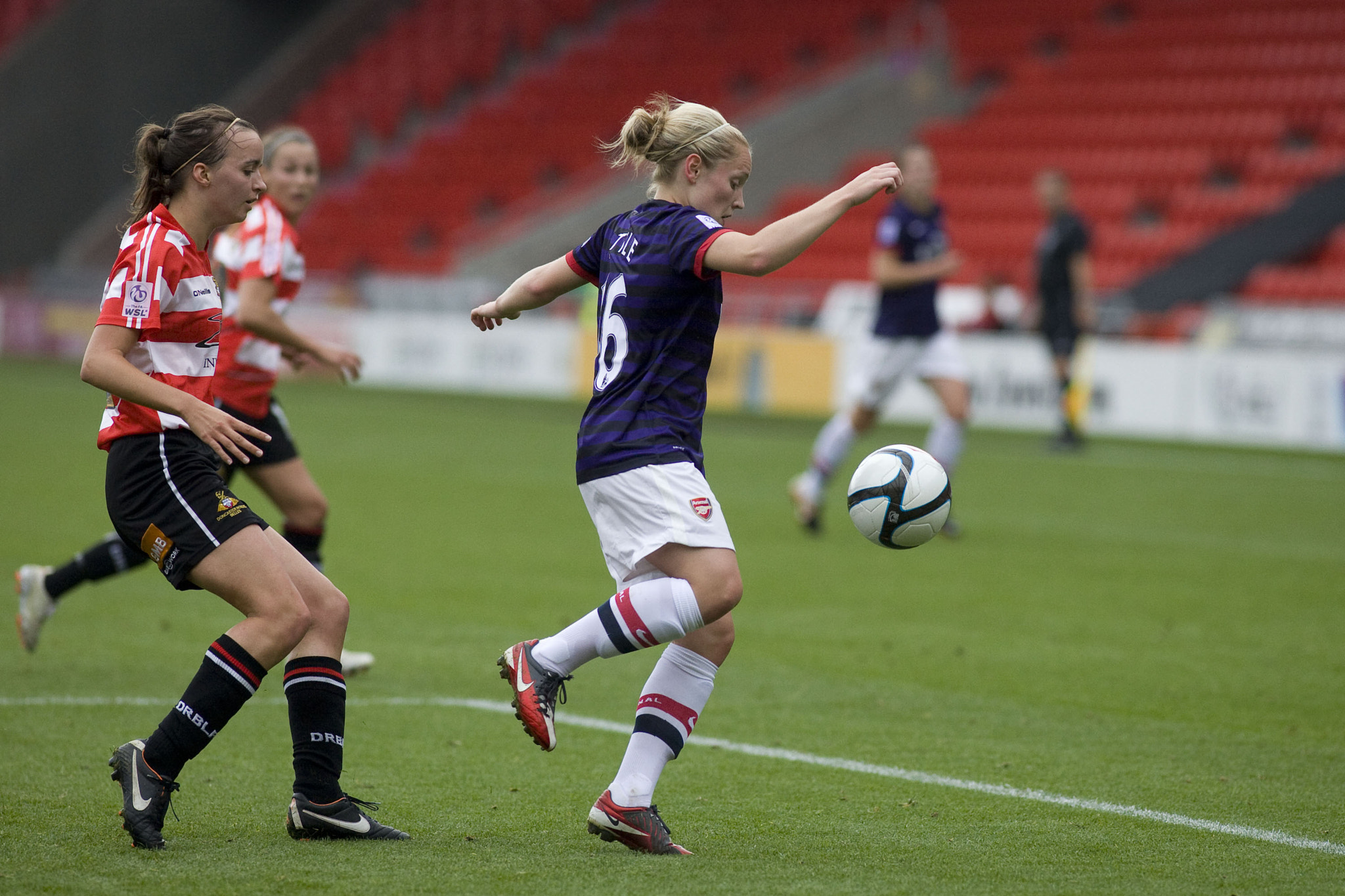 Canon EF 200mm f/1.8L sample photo. Kim little (arsenal) keeps control
 - doncaster rovers belles vs arsenal ladies - fa womens super... photography