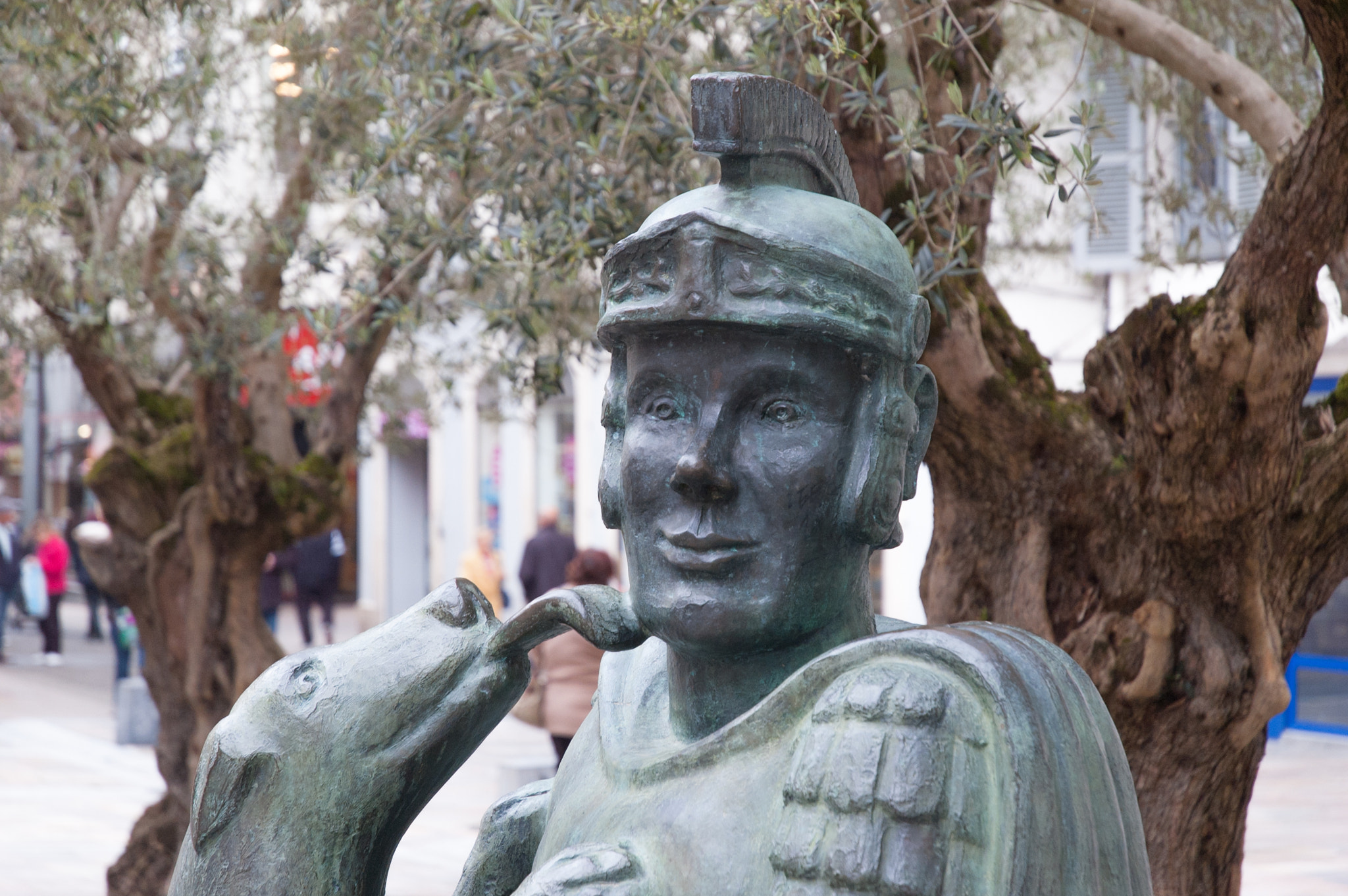 Nikon D50 sample photo. Legend of dax city: roman legionary and his dog photography