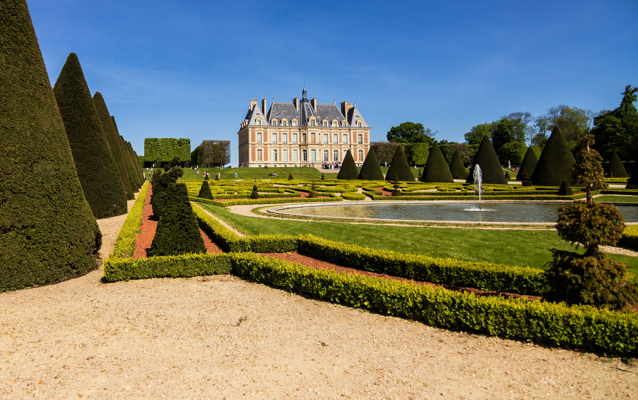 Tokina AT-X Pro 12-24mm F4 (IF) DX sample photo. Château de sceaux photography