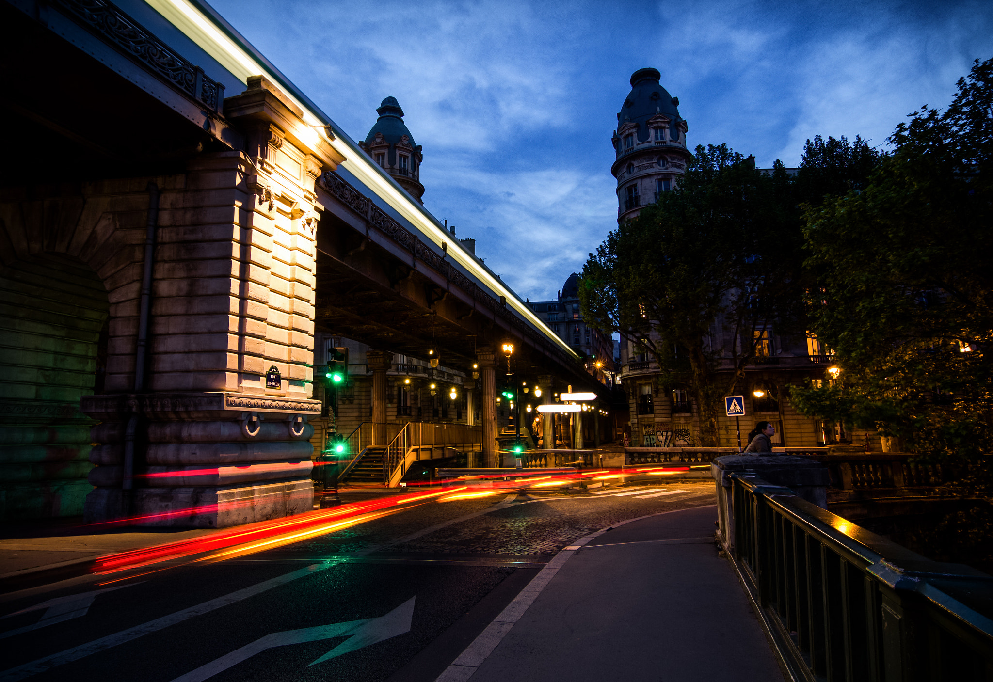Tokina AT-X Pro 12-24mm F4 (IF) DX sample photo. Subway or cab ? photography