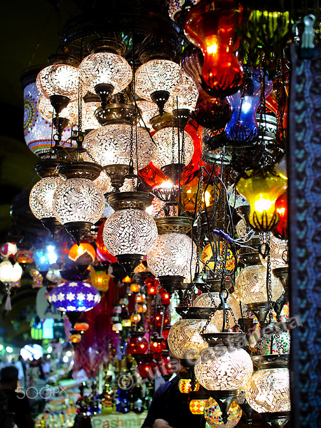 Panasonic Lumix DMC-L10 sample photo. Lamps store. the spice bazaar. istanbul. photography