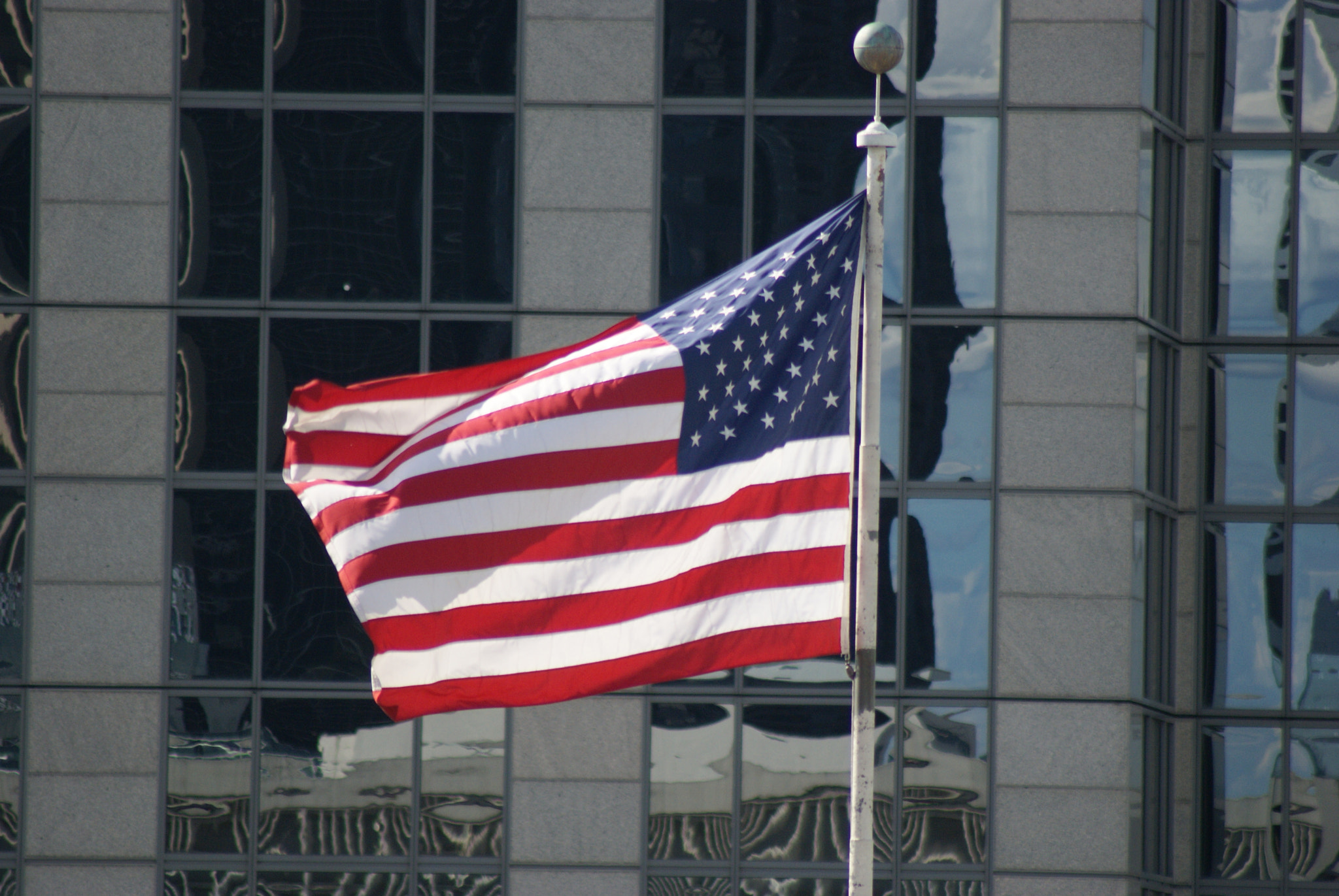 Minolta AF 100-300mm F4.5-5.6 sample photo. American flag in seattle at the lions convention photography