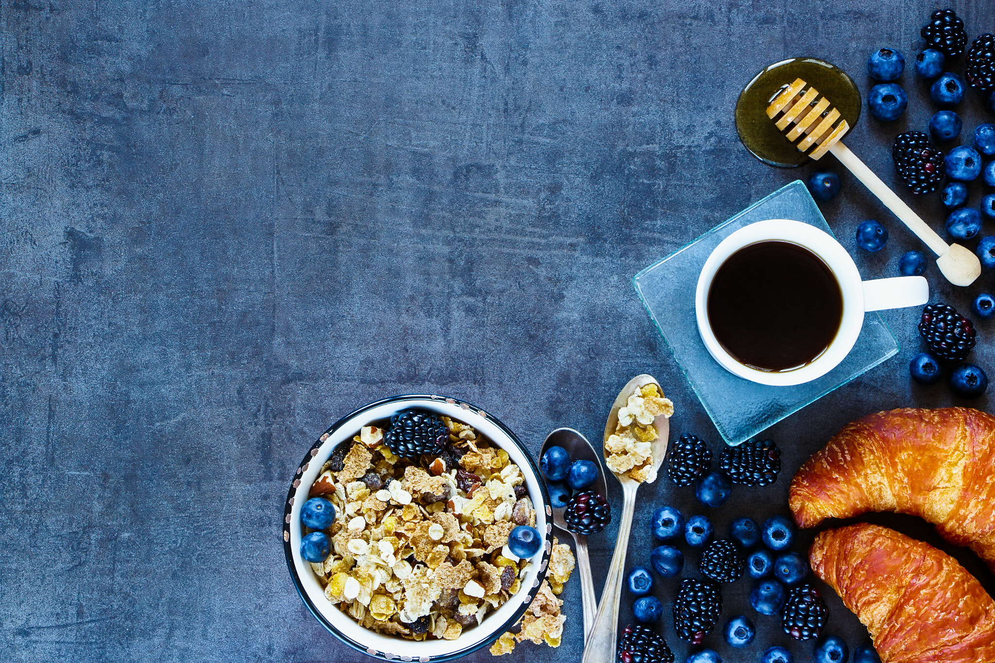 Canon EF-S 18-135mm F3.5-5.6 IS STM sample photo. Delicious breakfast with berries photography