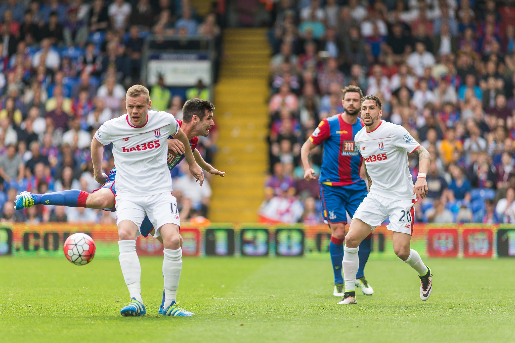 Canon EF 200mm F2.8L II USM sample photo. Crystal palace v stoke city - 7th may '16 photography