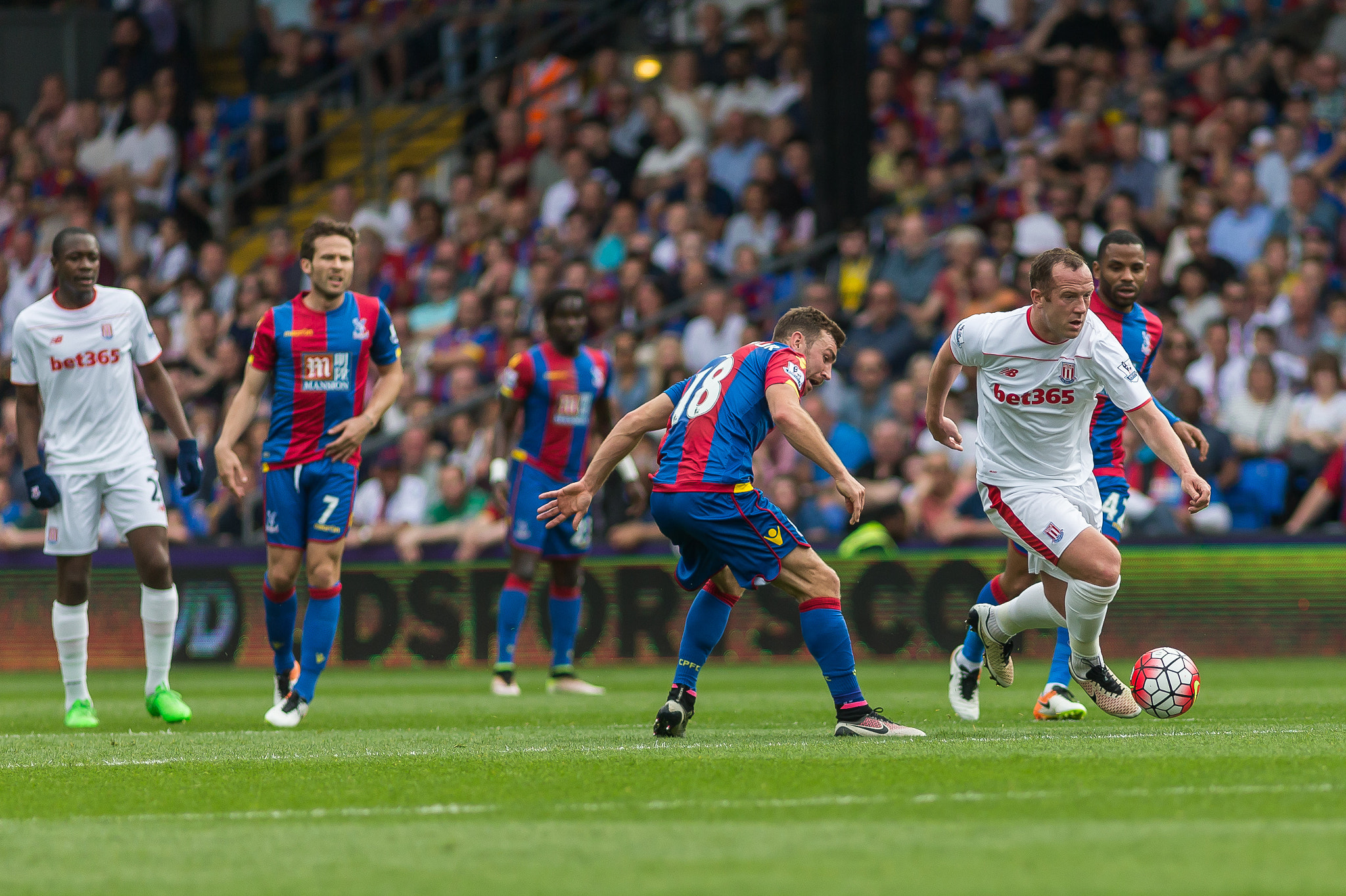 Canon EF 200mm F2.8L II USM sample photo. Crystal palace v stoke city - 7th may '16 photography