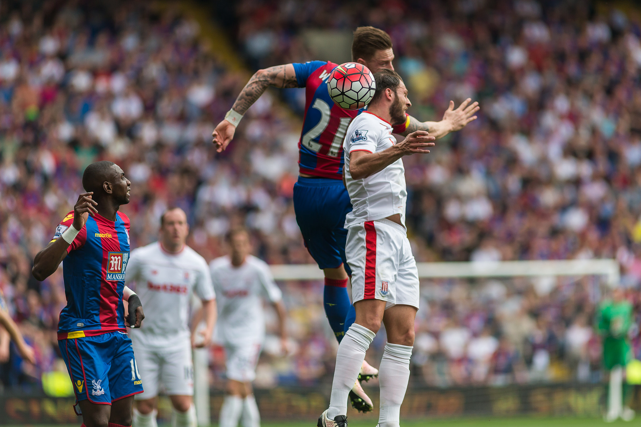 Canon EF 200mm F2.8L II USM sample photo. Crystal palace v stoke city - 7th may '16 photography
