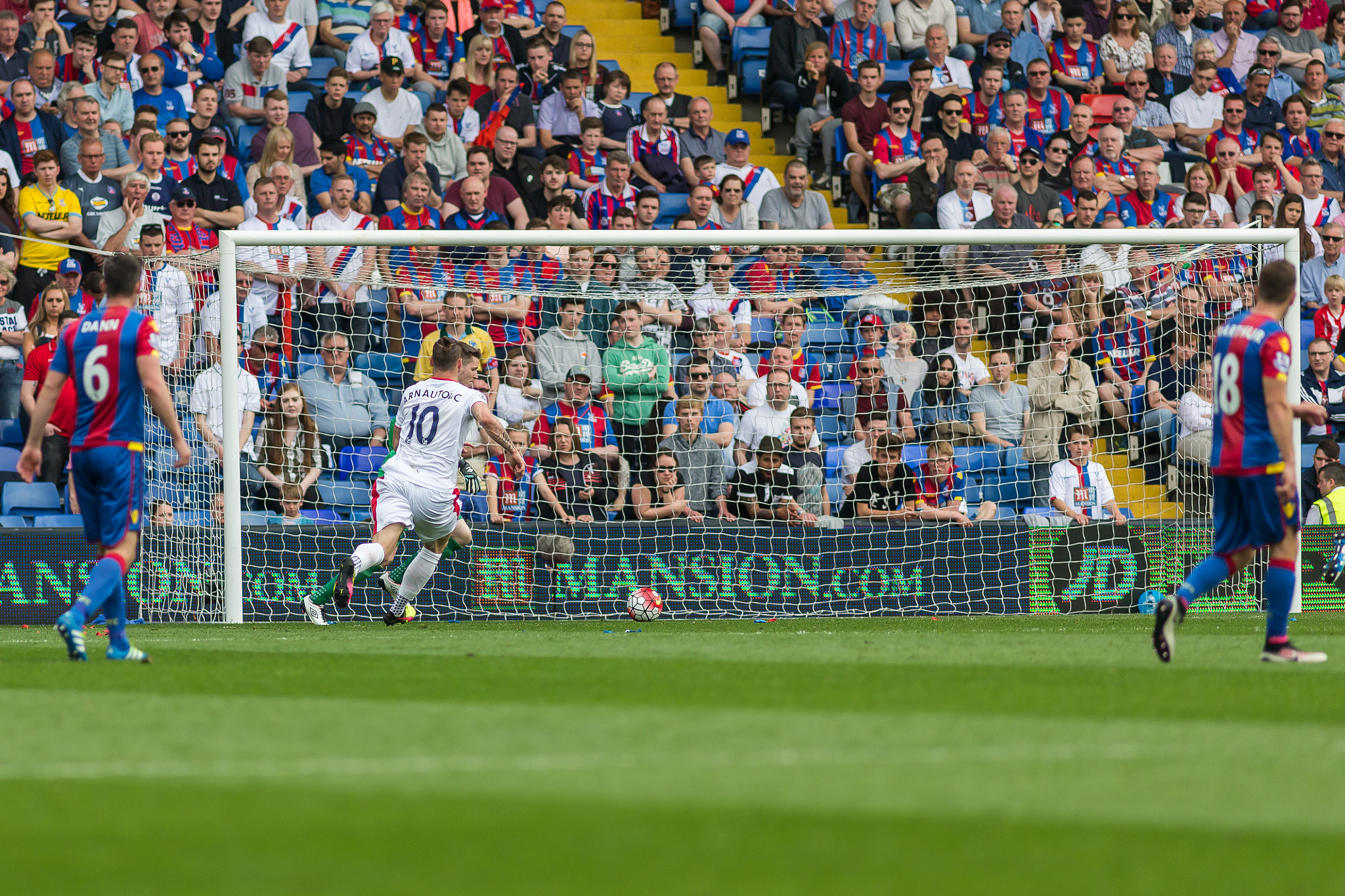 Canon EF 200mm F2.8L II USM sample photo. Crystal palace v stoke city - 7th may '16 photography